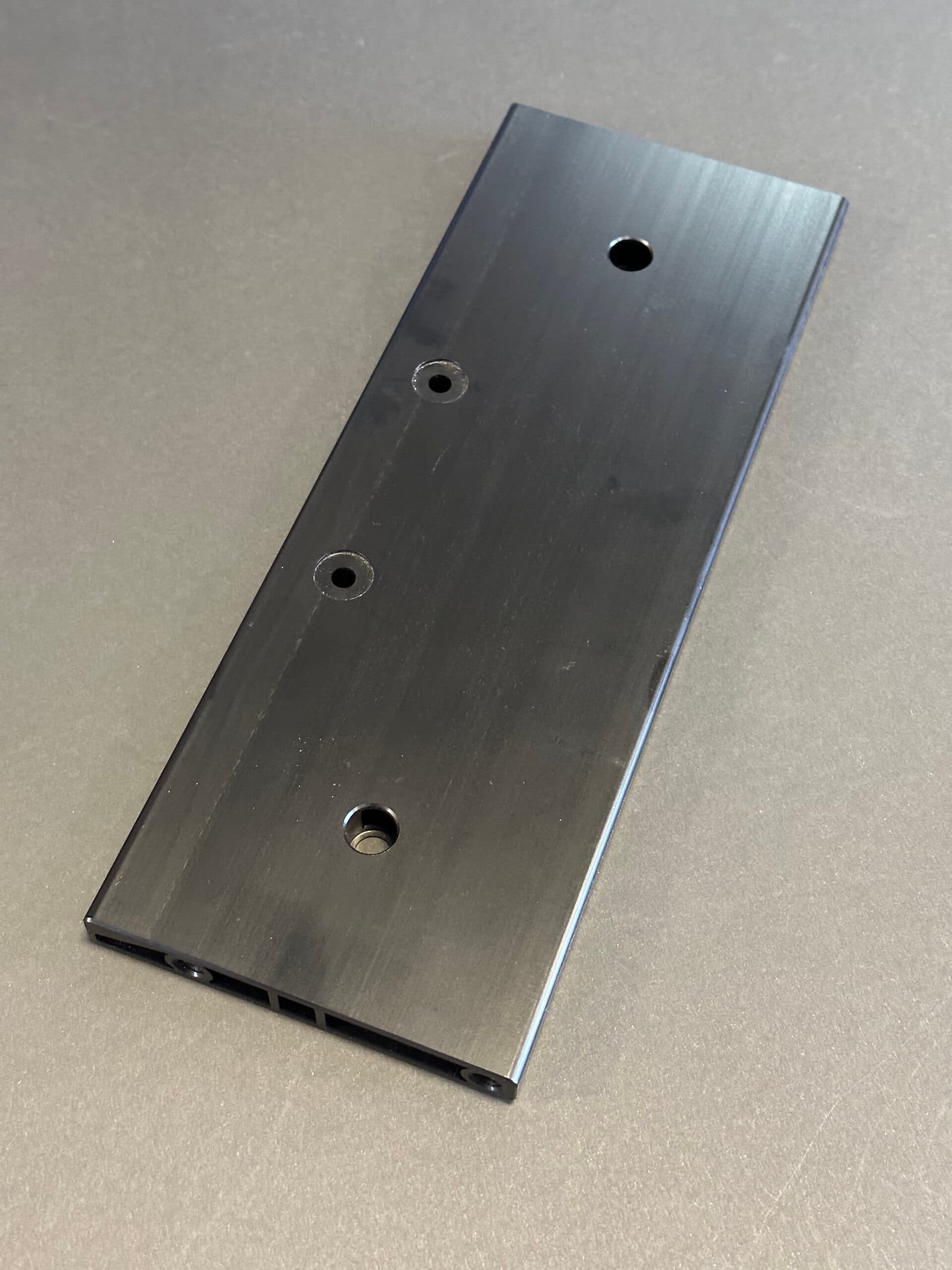 Tray Cross Bar