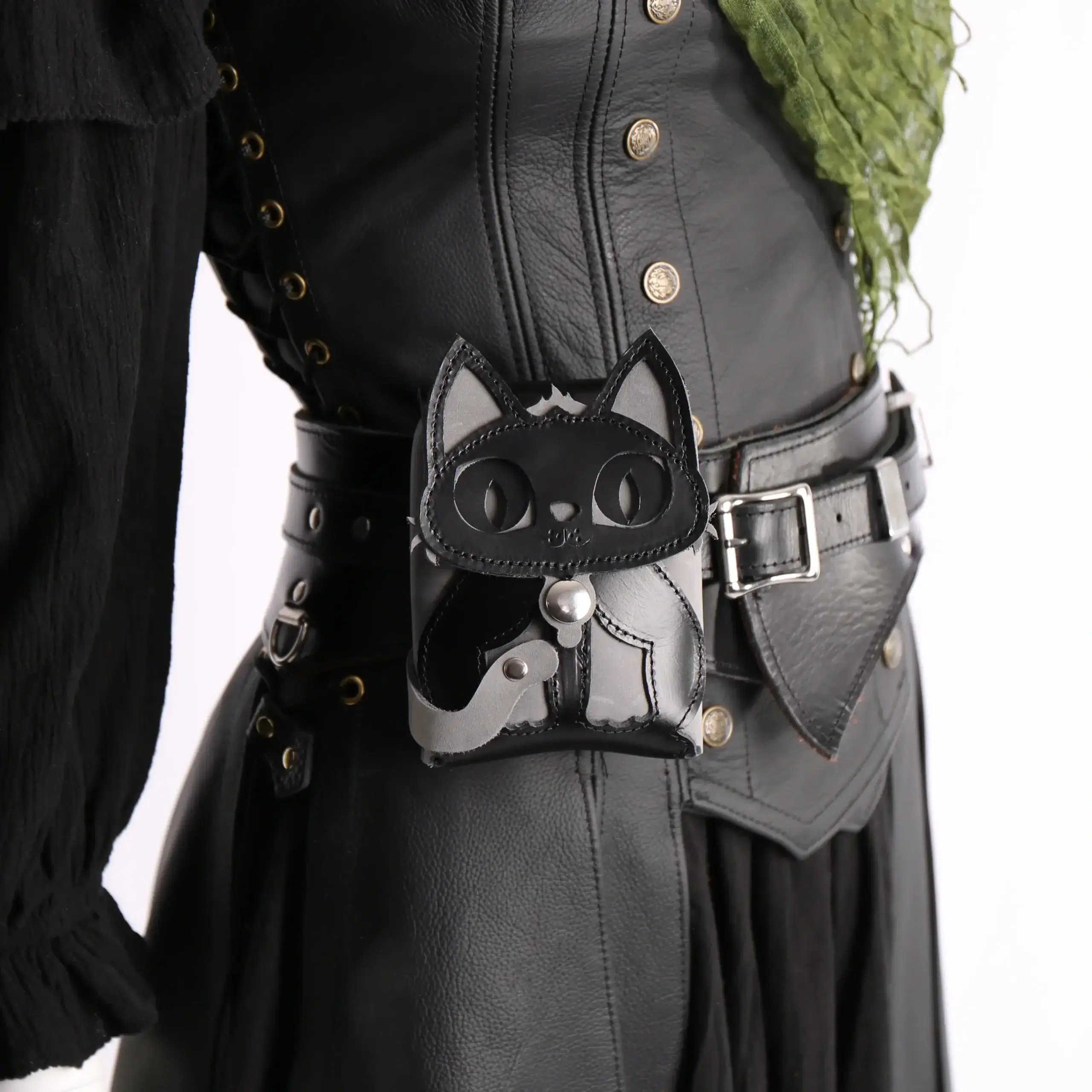 Cat Pouch Small – MACS