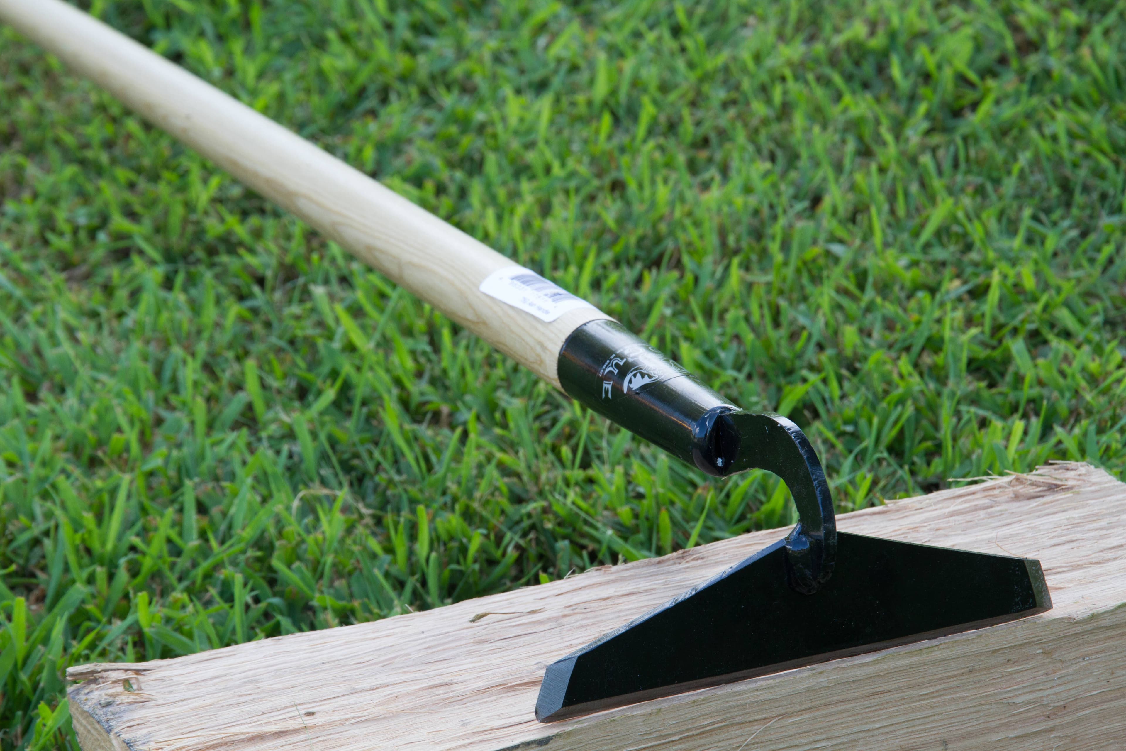 75G – 7.5″ Garden Hoe
