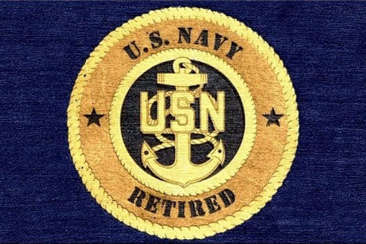 US Navy Retired Logo Rug - thumbnail 2