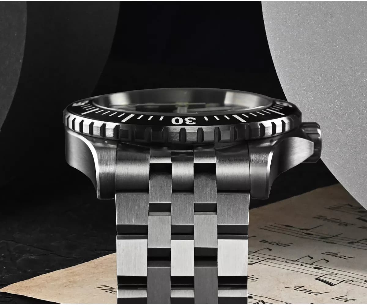 SAN MARTIN NEW VERSION SN0012-GB ST2130 MOVEMENT original mechanical watch 200 meters waterproof with stainless steel bracelet - thumbnail 7