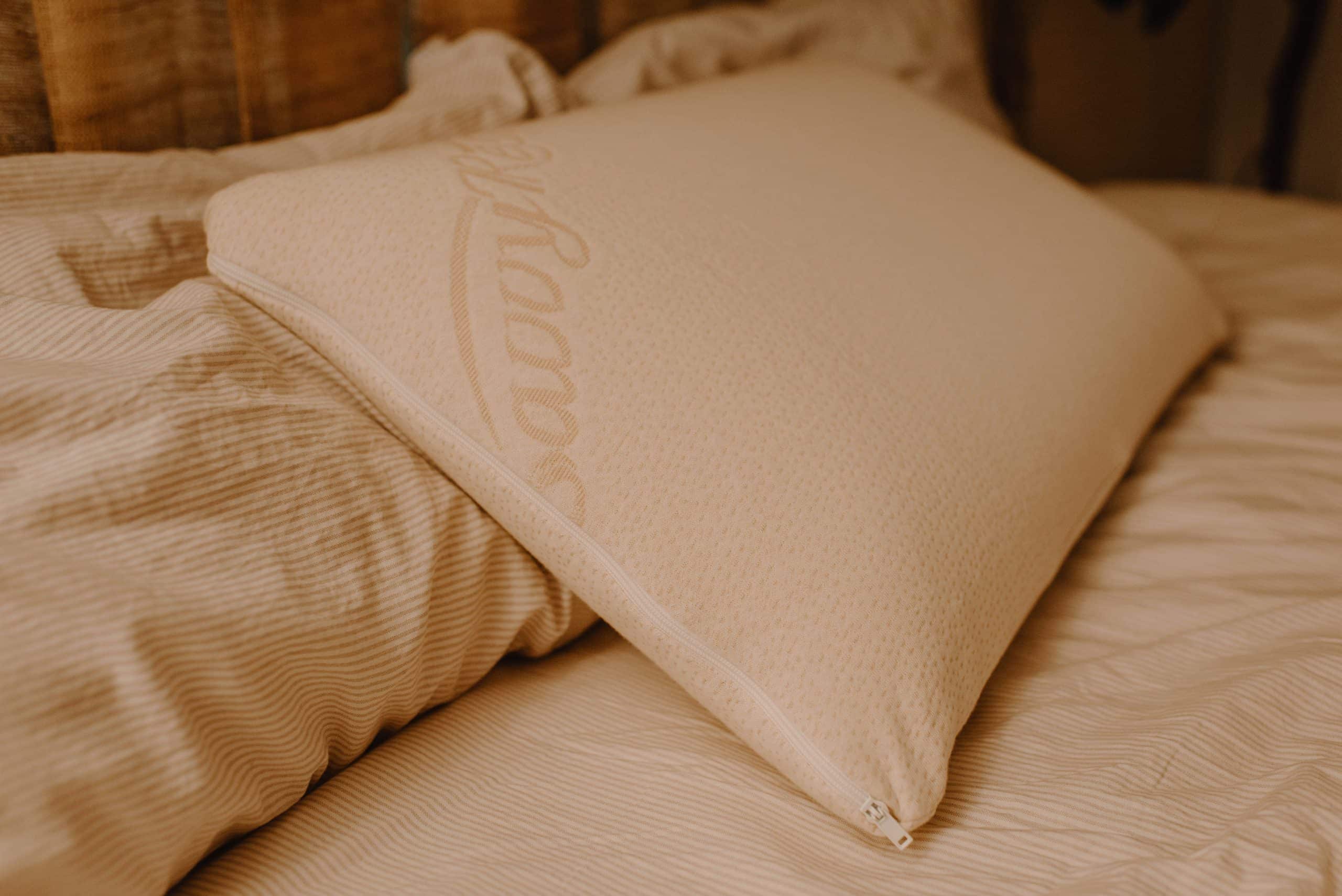 Natural Talalay Pillow - thumbnail 2