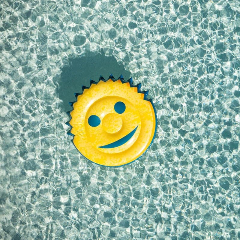Scrub Daddy Pool Float - thumbnail 3