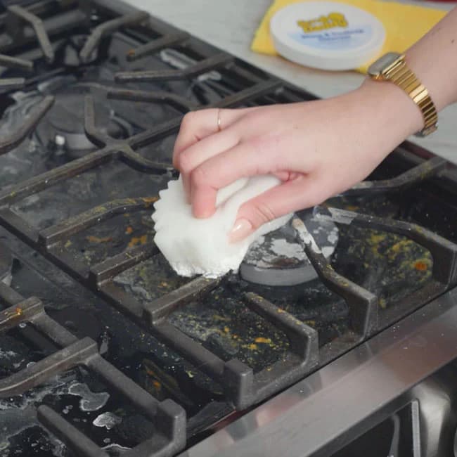 Scrub Daddy Stove &amp; Cooktop Cleanser with Scrub Mommy - thumbnail 5