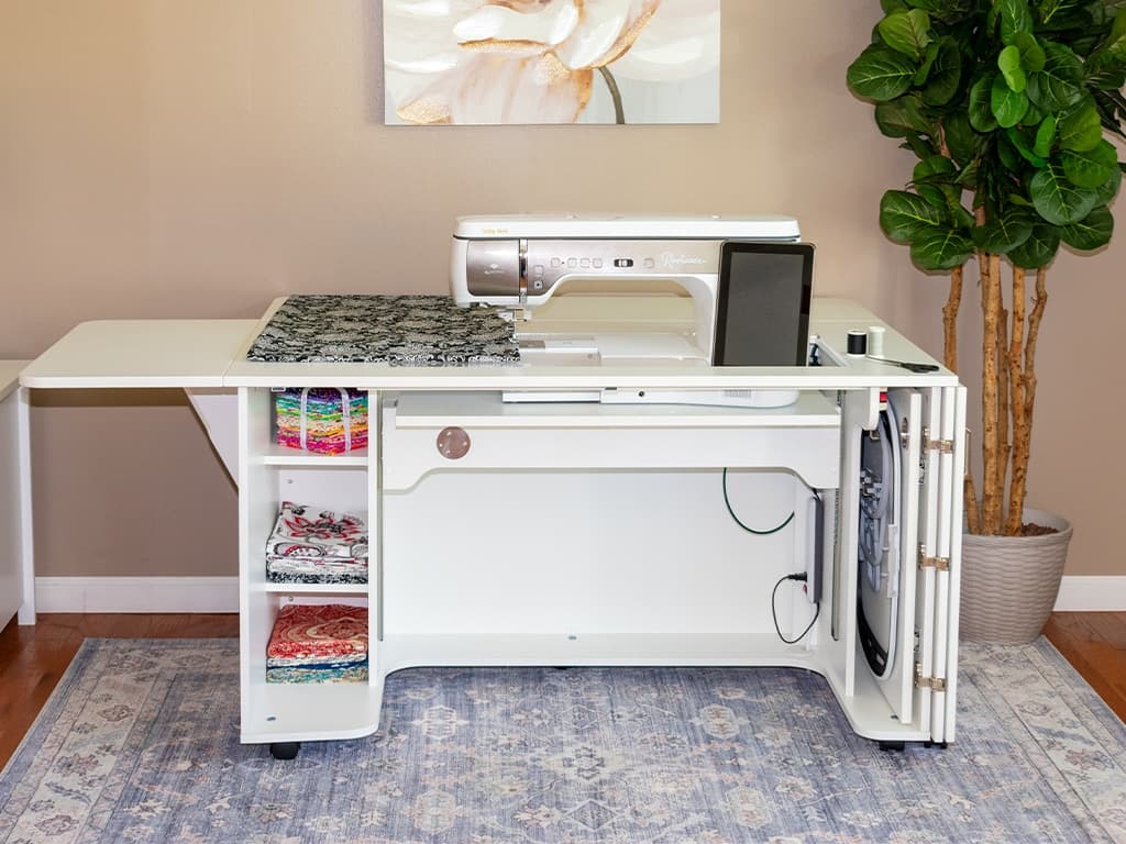 Horn Model 9050 Sewing Cabinet - thumbnail 3