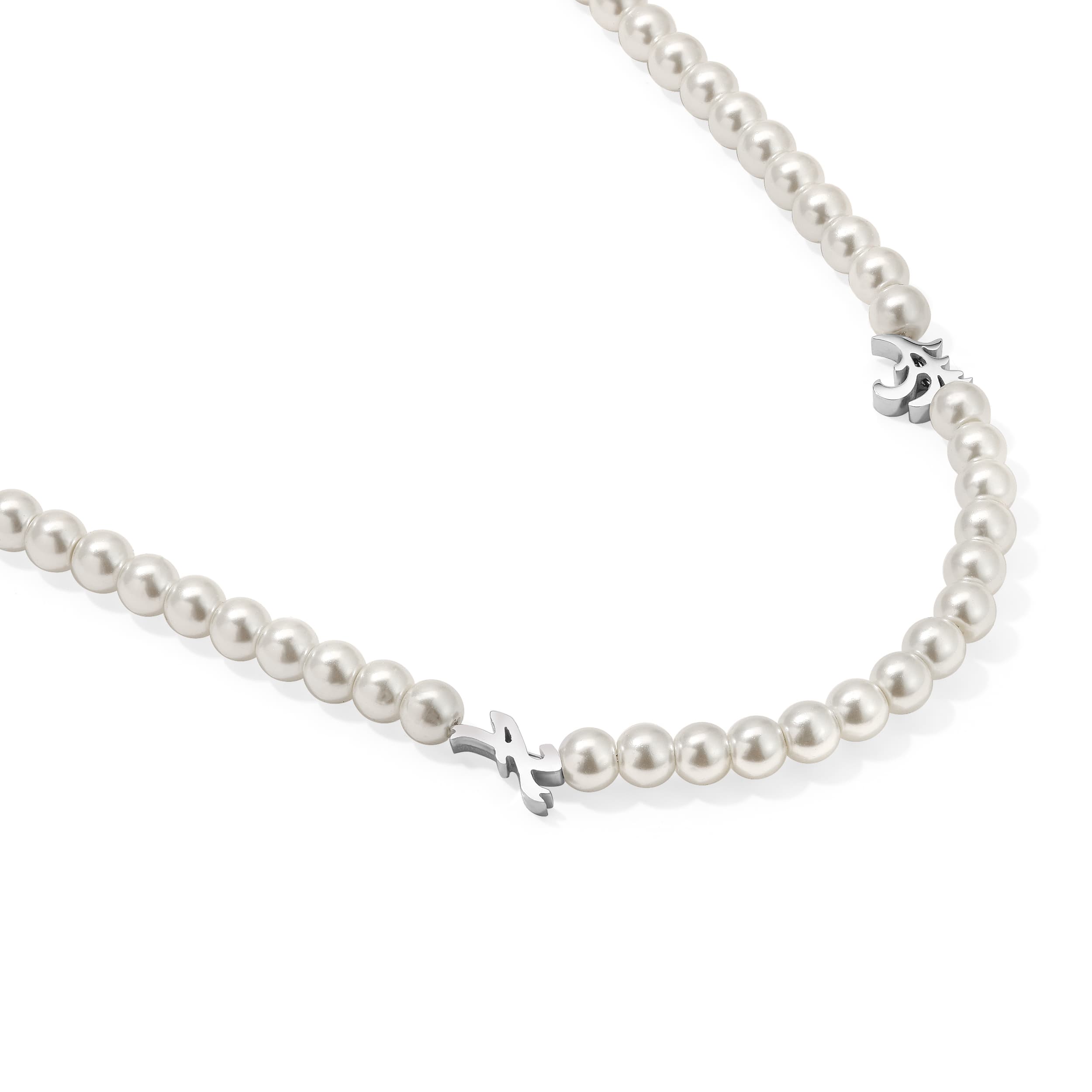 Asaali Classic Pearl Charm Necklace