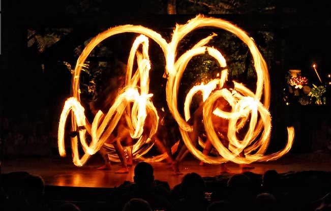 Kauai Luau Kalamaku – A Hawaiian Experience