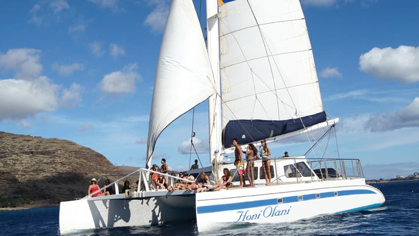 Hawaii Nautical Oahu – Sunset Sail - thumbnail 3