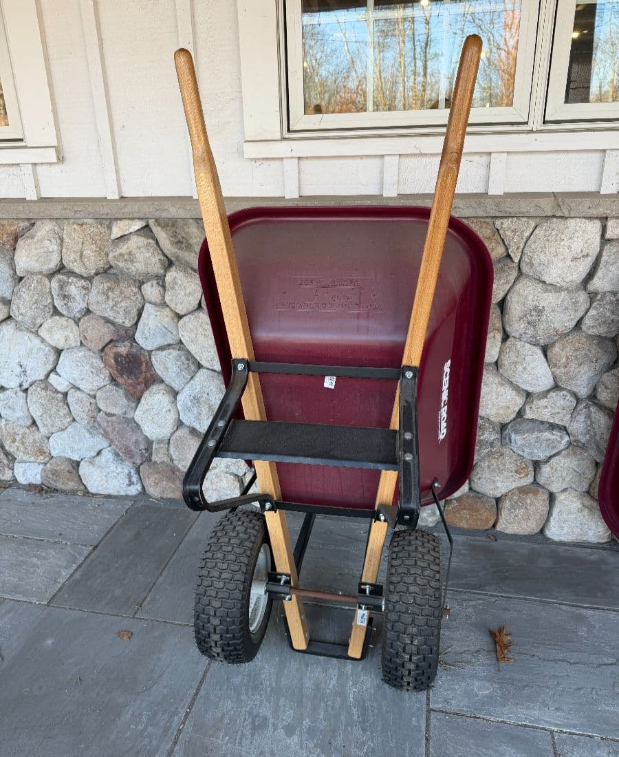 Scenic Road Wheelbarrow 8CF - thumbnail 2