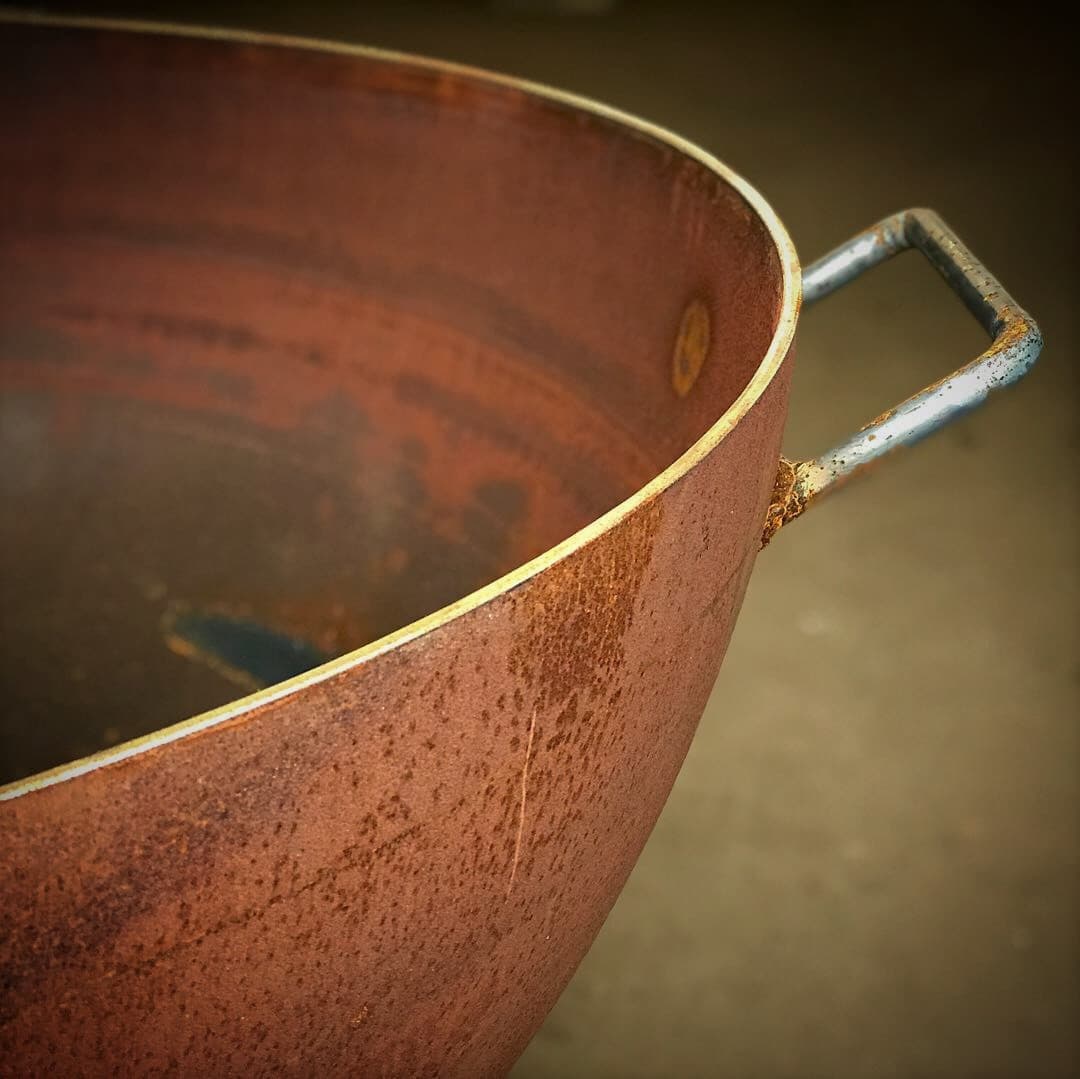 41″ Hemisphere Fire Pit on Legs - thumbnail 4