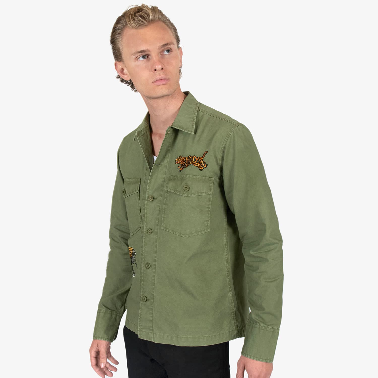 Flying Tiger – Vintage-Inspired Embroidered Shirt - thumbnail 4