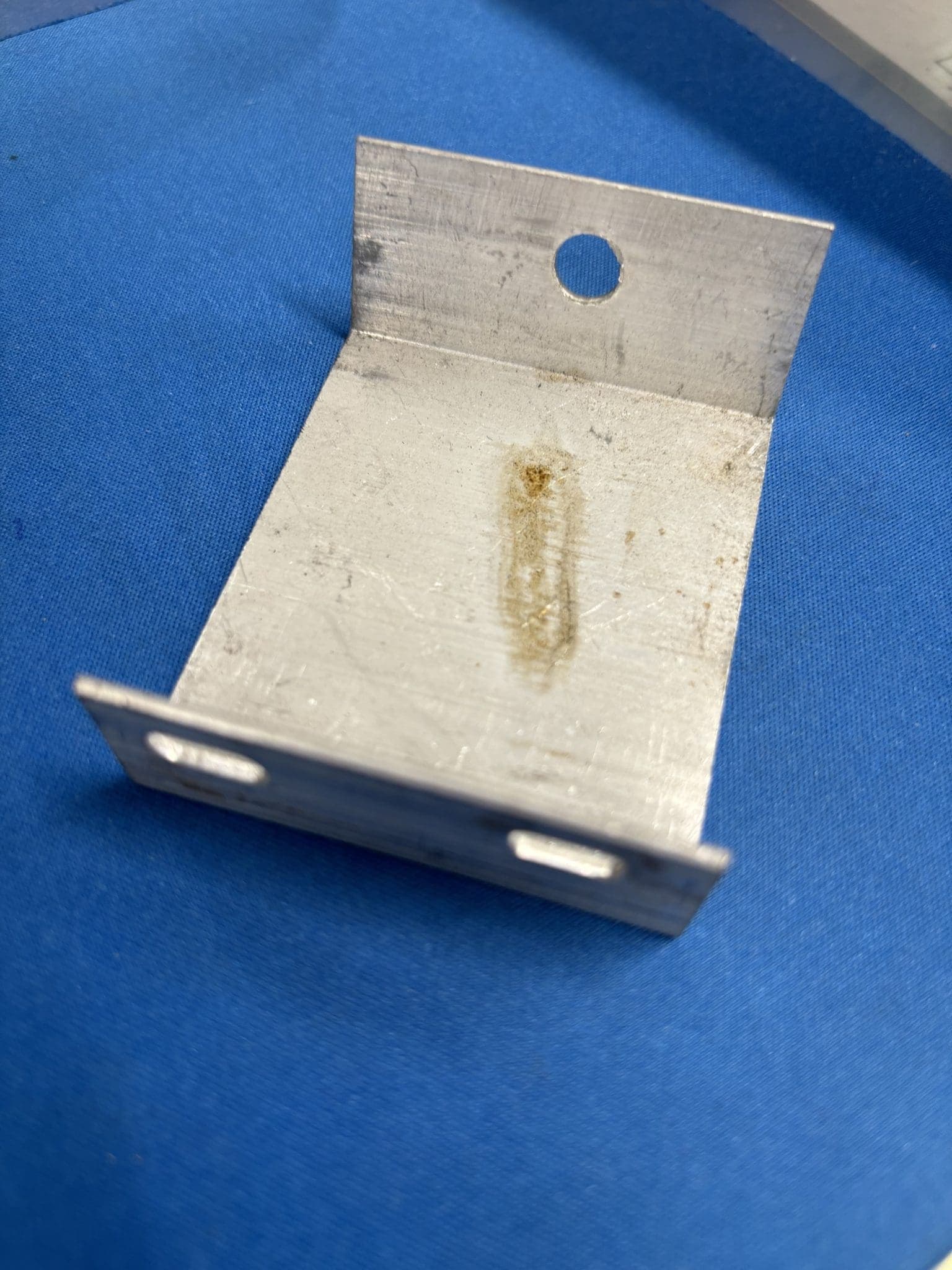 CLIP, WD POST BOTTOM