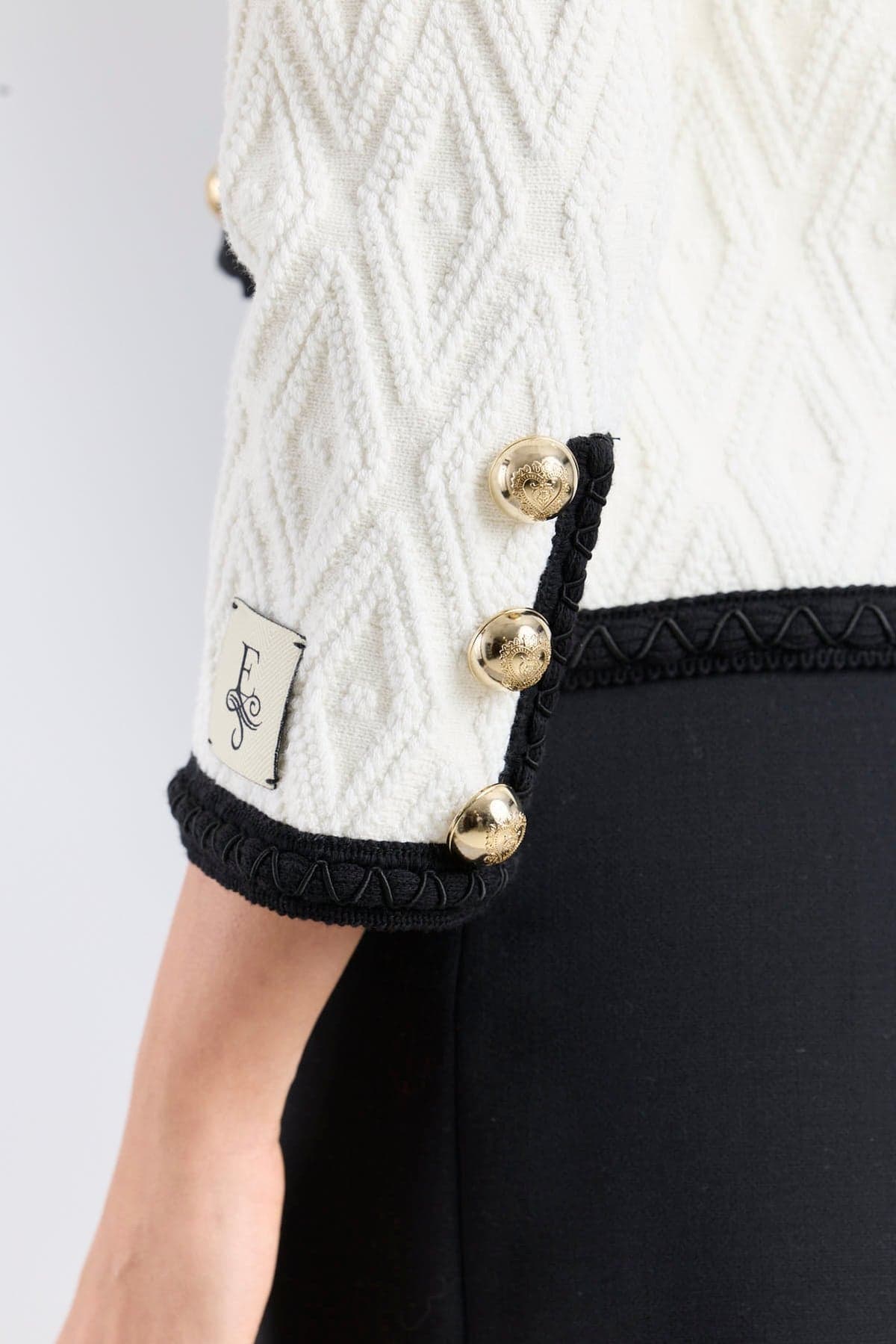Chaqueta de Punto Bianca Bicolor Estructurada – Edición Limitada - thumbnail 9