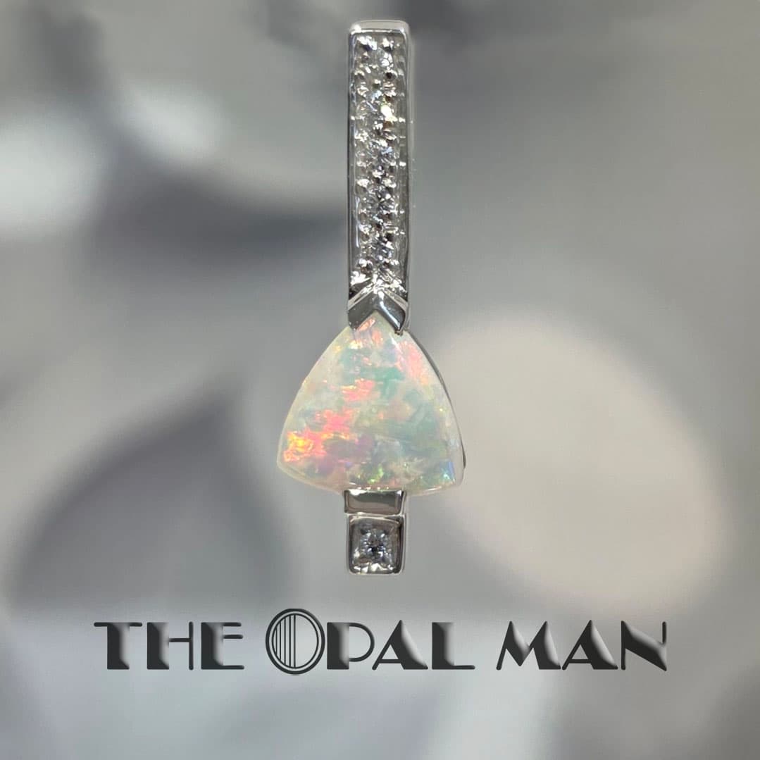 Starlight Cascade 14K White Gold Pendant With One Australian White Opal – 424-00483