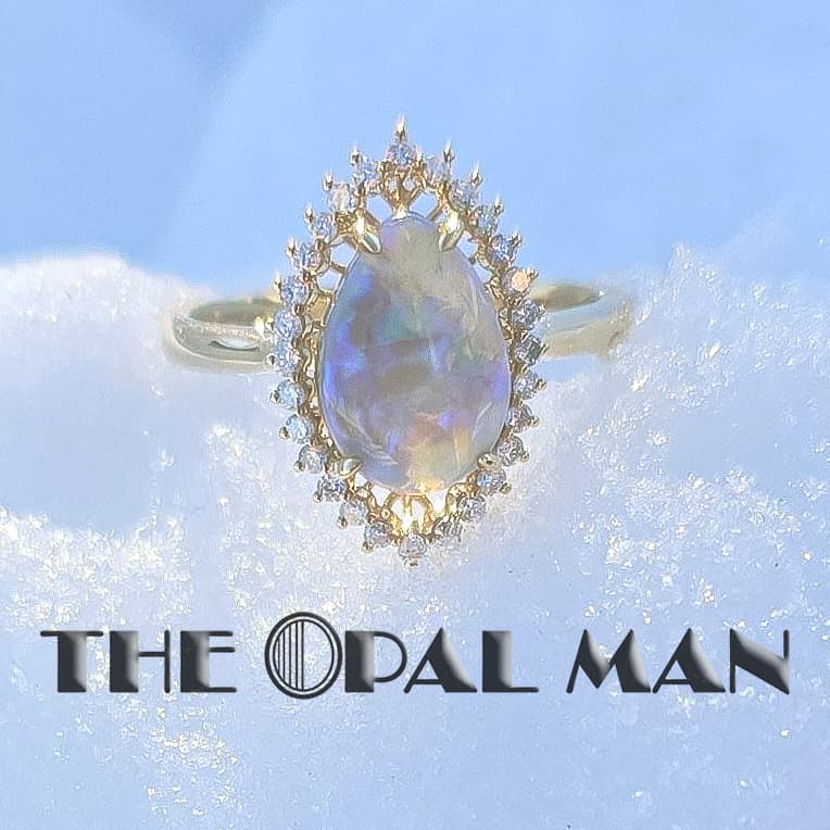 Grace & Beauty Australian Crystal Opal 14K Yellow Gold Ring – 421-00361