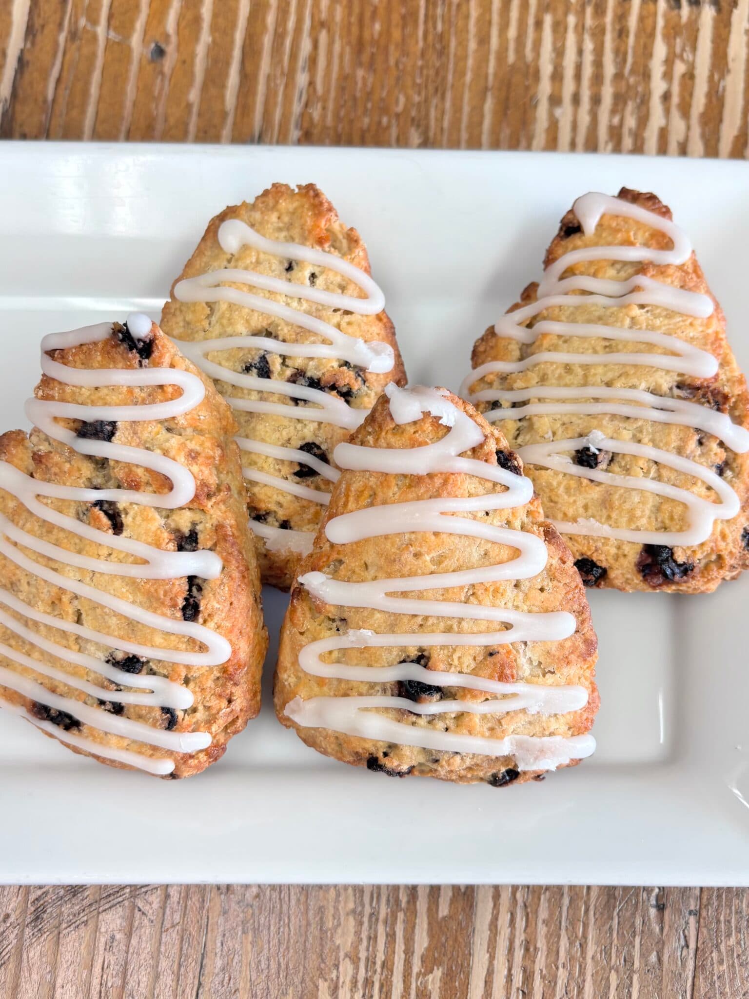 LEMON BLUEBERRY SCONE