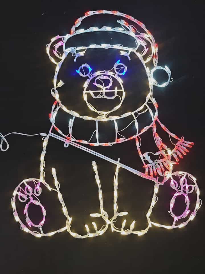 Sitting Polar Bear Wire Frame 45″h