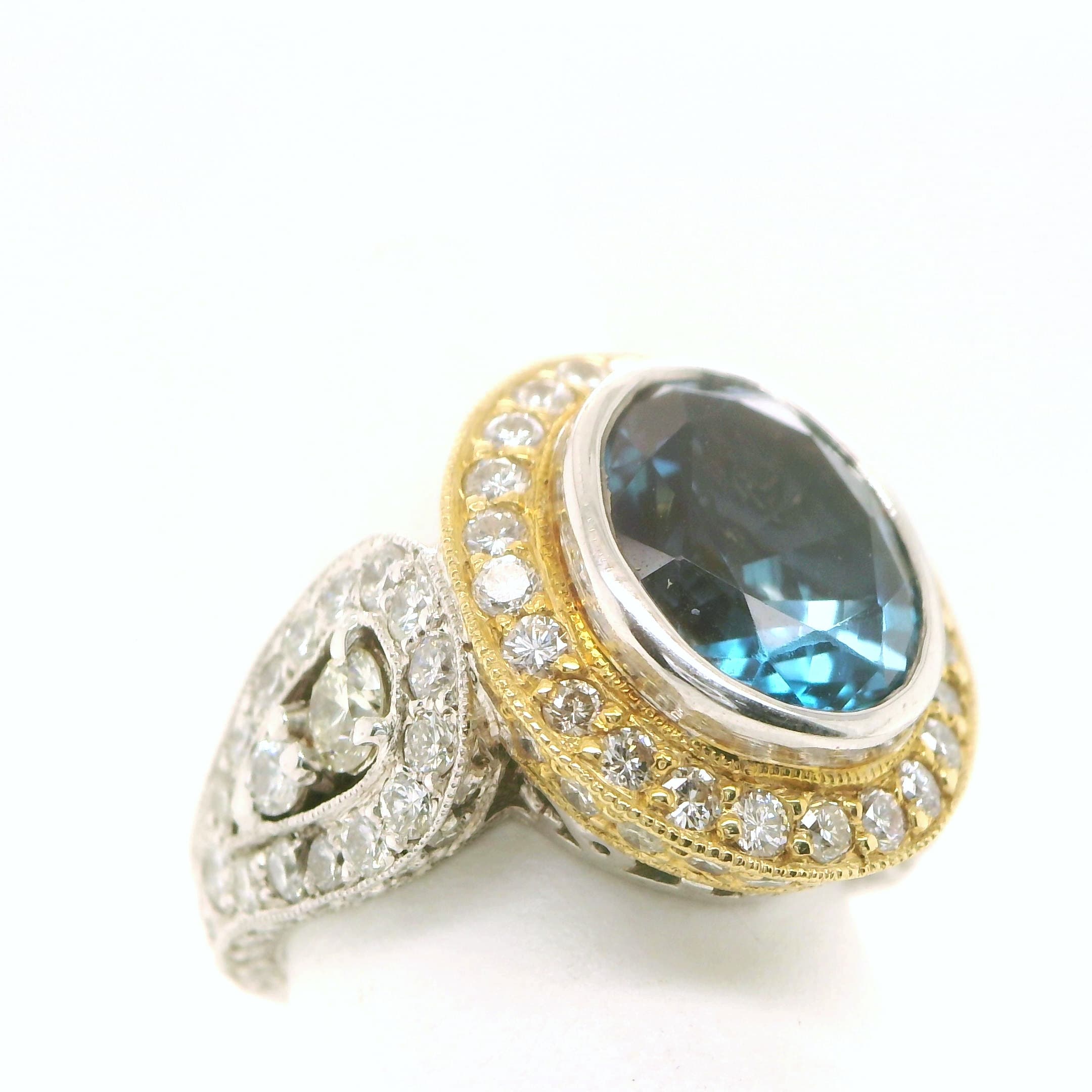 14K Two-Toned Gold Blue Topaz Ring - thumbnail 6