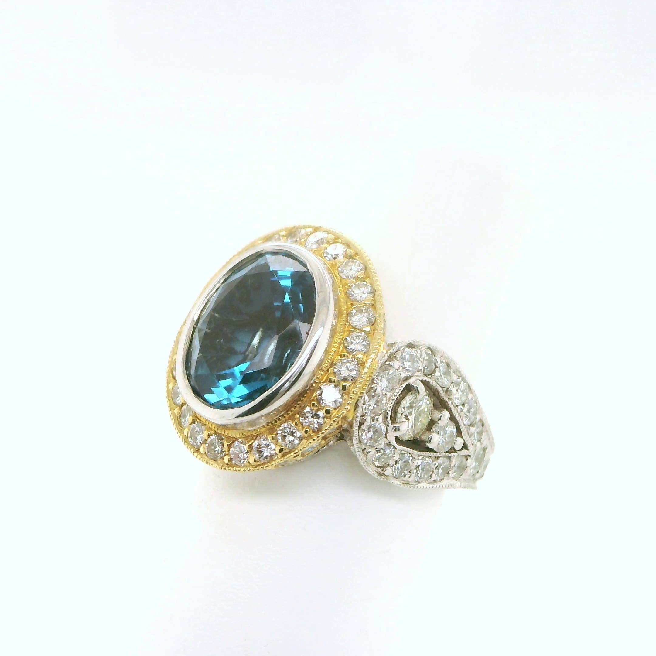 14K Two-Toned Gold Blue Topaz Ring - thumbnail 3
