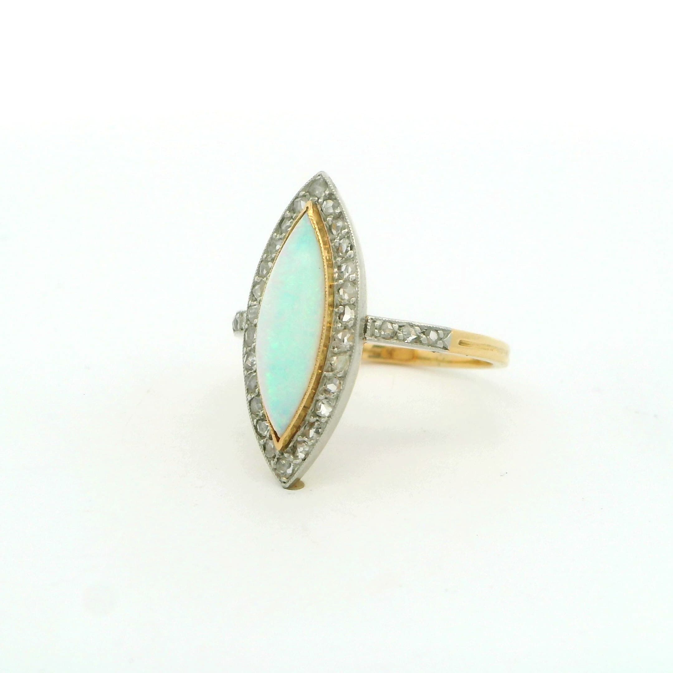 14K Yellow Gold Opal Ring - thumbnail 3