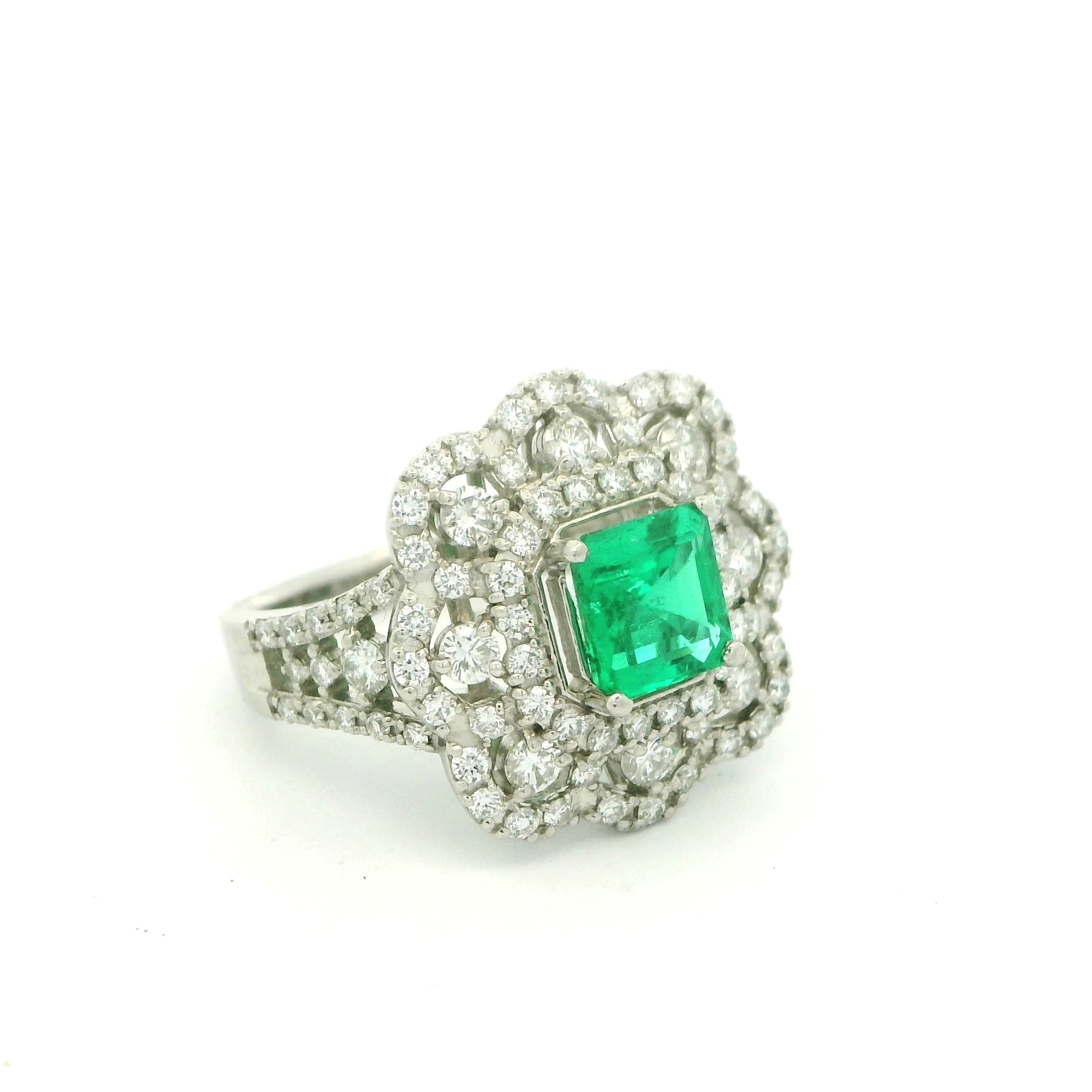 Vintage Inspired Platinum and Emerald Ring - thumbnail 2