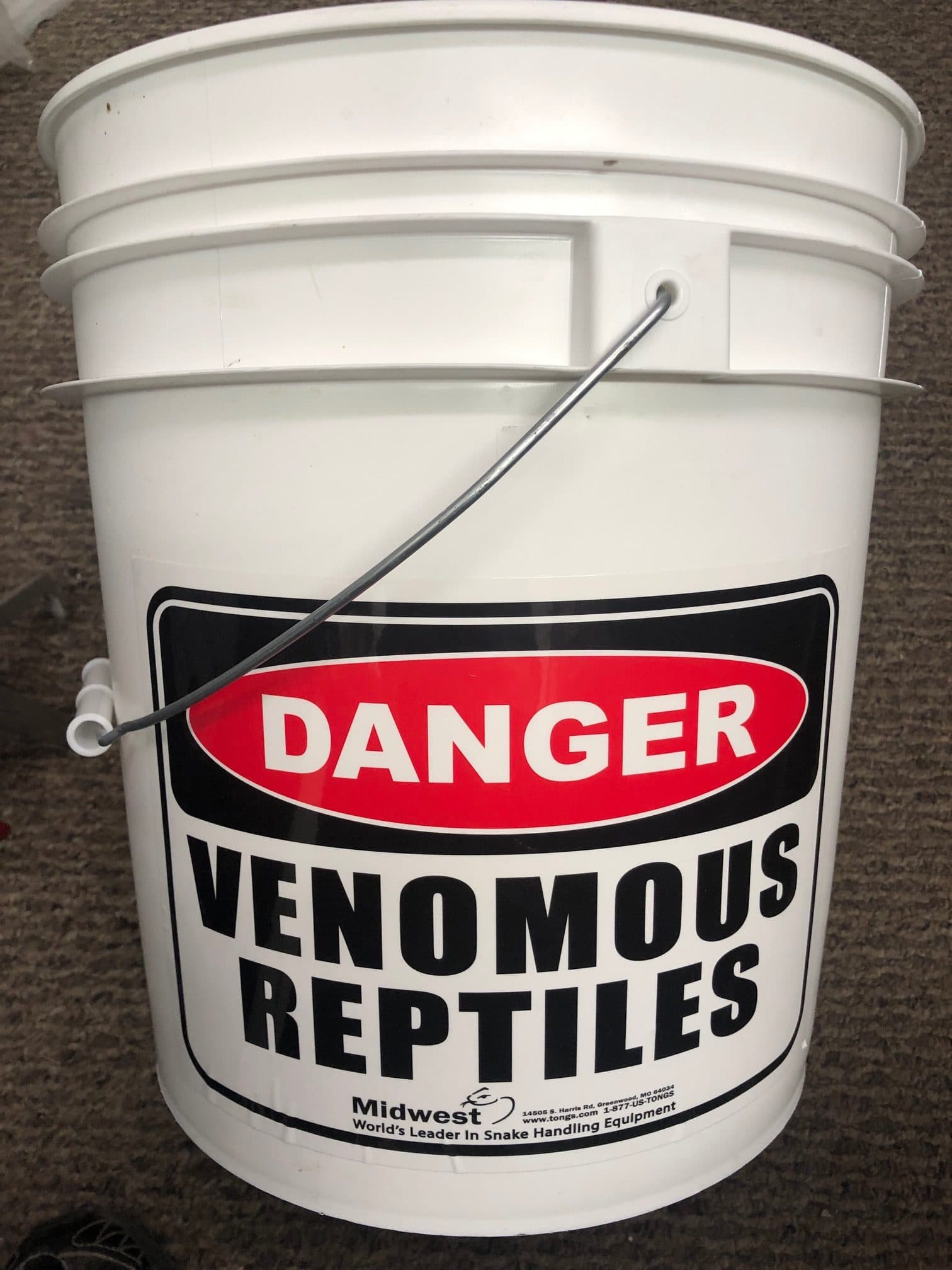 Danger Label Bucket 7×10″ - thumbnail 2