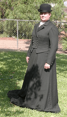 TV464 – 1883 Riding Habit Bodice - thumbnail 2