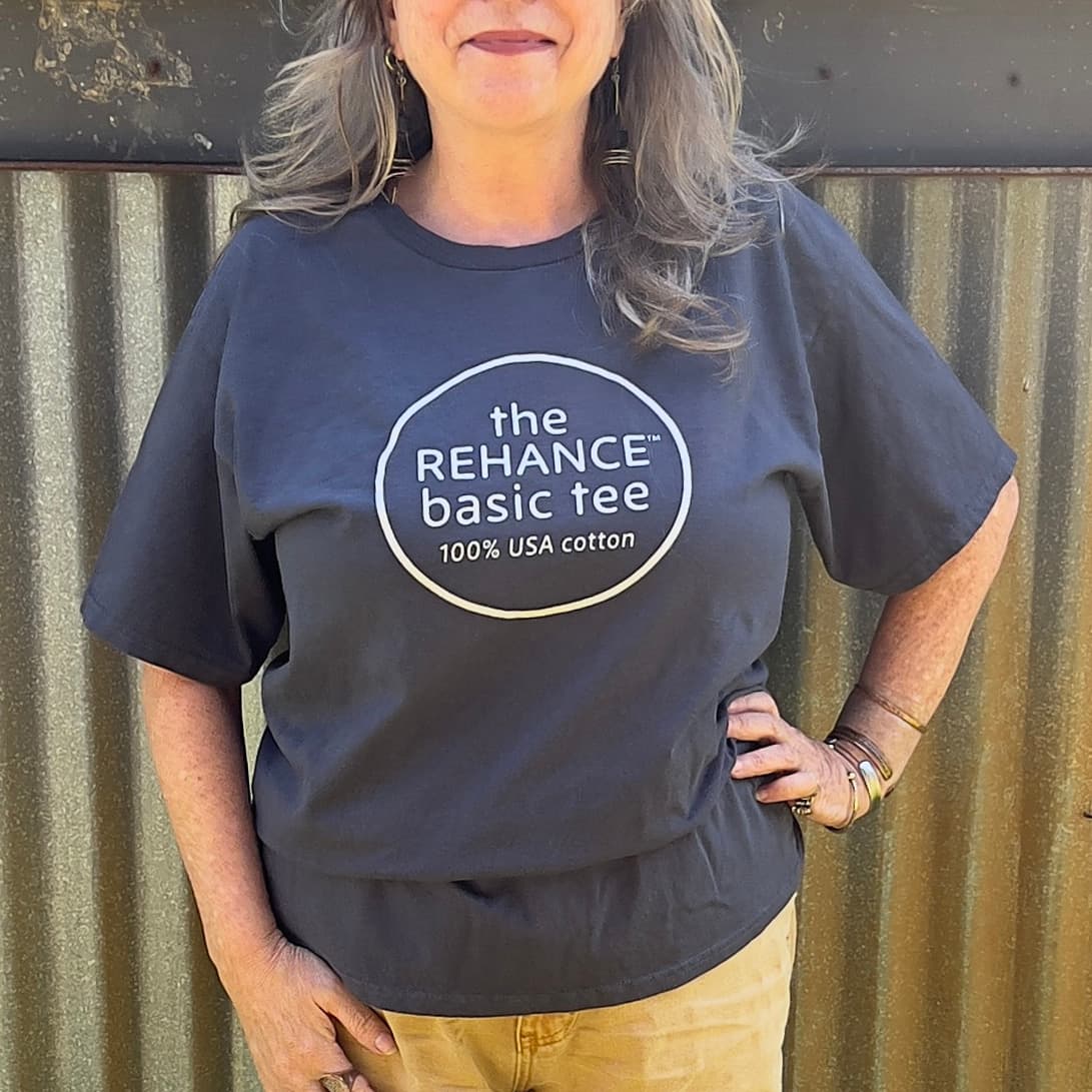 Gildan Basic Logo Tee