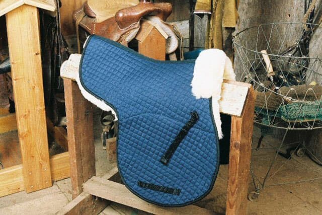 All Purpose Numnah with Pommel Roll and Partial Lining Black - thumbnail 3