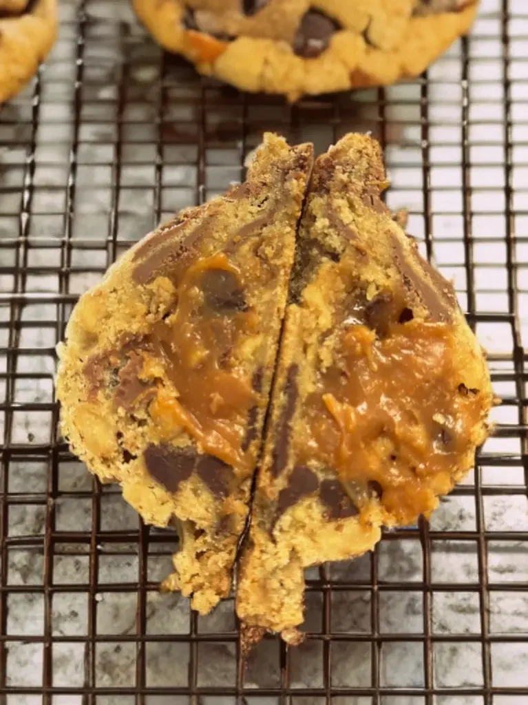 Caramel Walnut Chocolate Cookie (Pack of 5)