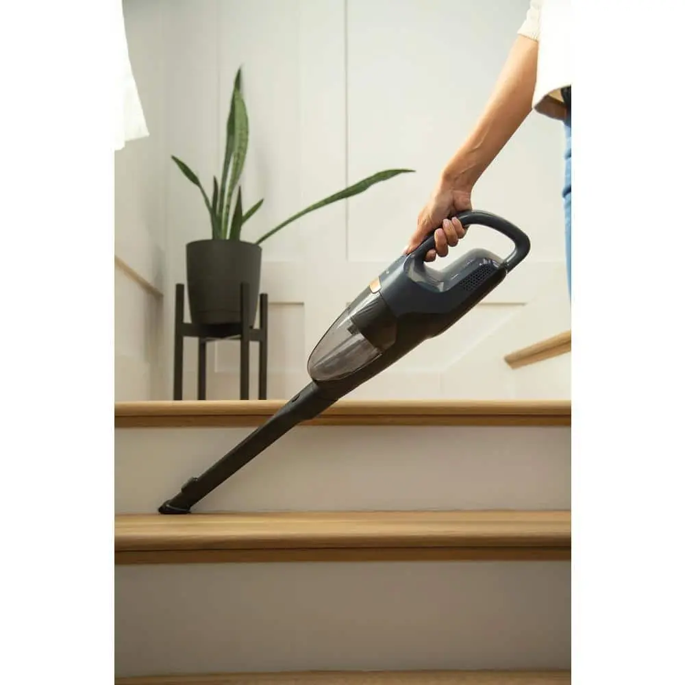 Electrolux WellQ7 Cordless Stick Vacuum - thumbnail 2