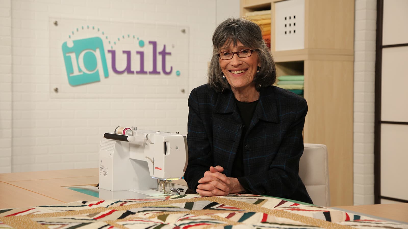 Abstract Quilts in Solids Course - thumbnail 2