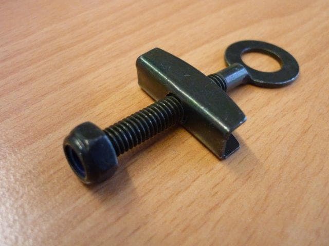 Chain tensioners