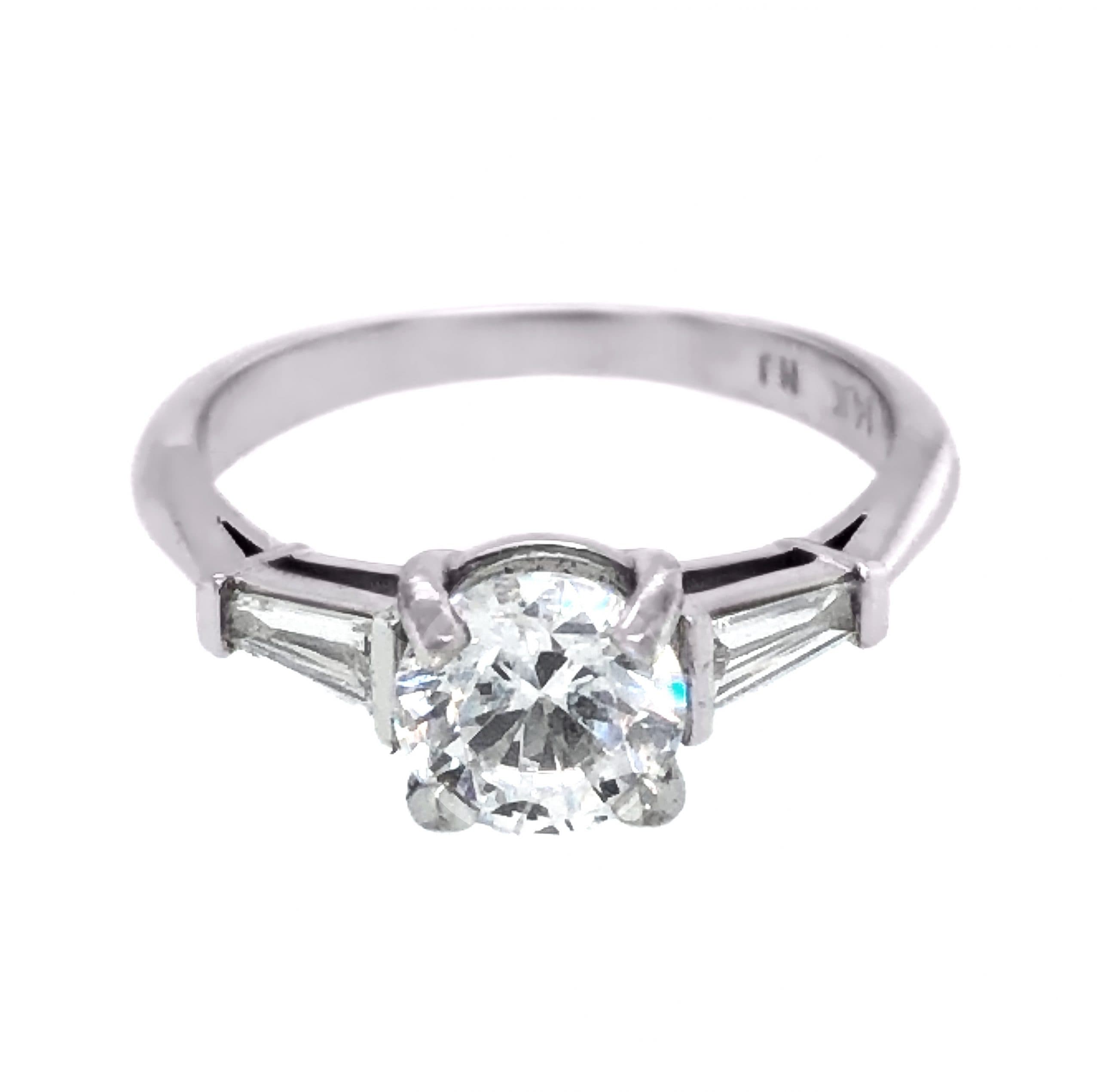 14K WHITE GOLD TAPERED BAGUETTE DIAMOND RING MOUNTING
