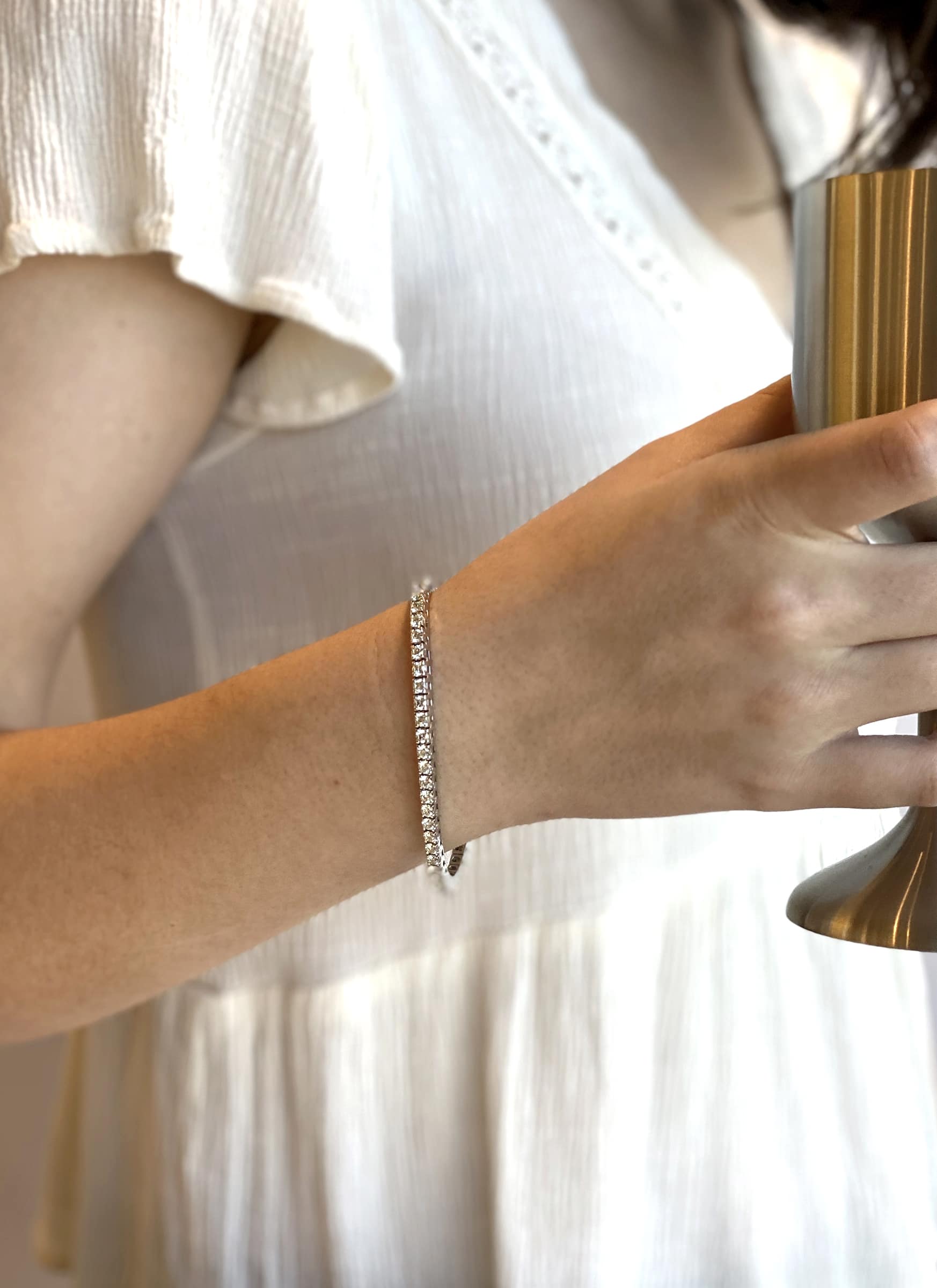 18K WHITE GOLD DIAMOND TENNIS BRACELET - thumbnail 2