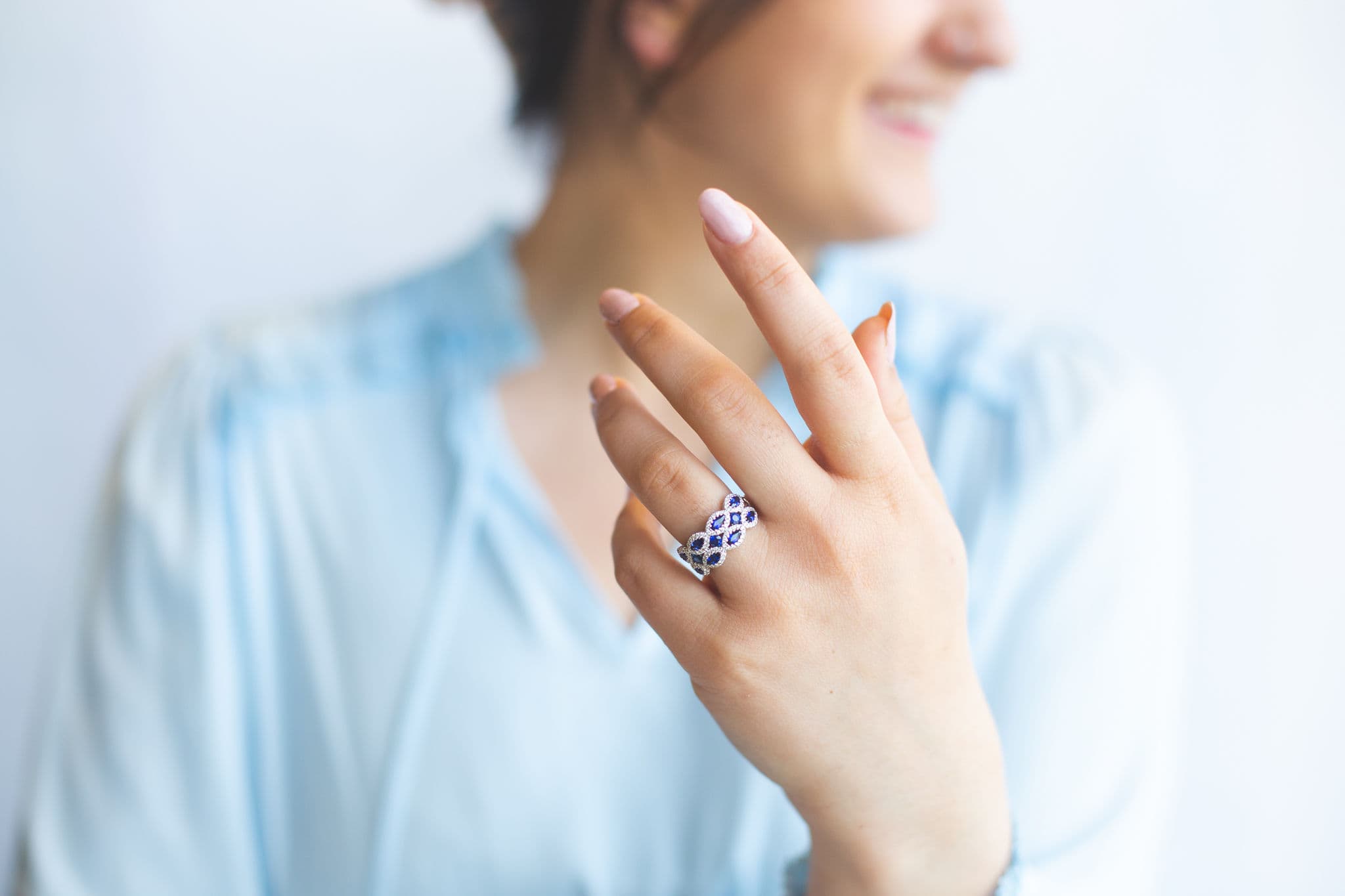 18K WHITE GOLD SAPPHIRE DIAMOND WIDE RING - thumbnail 6