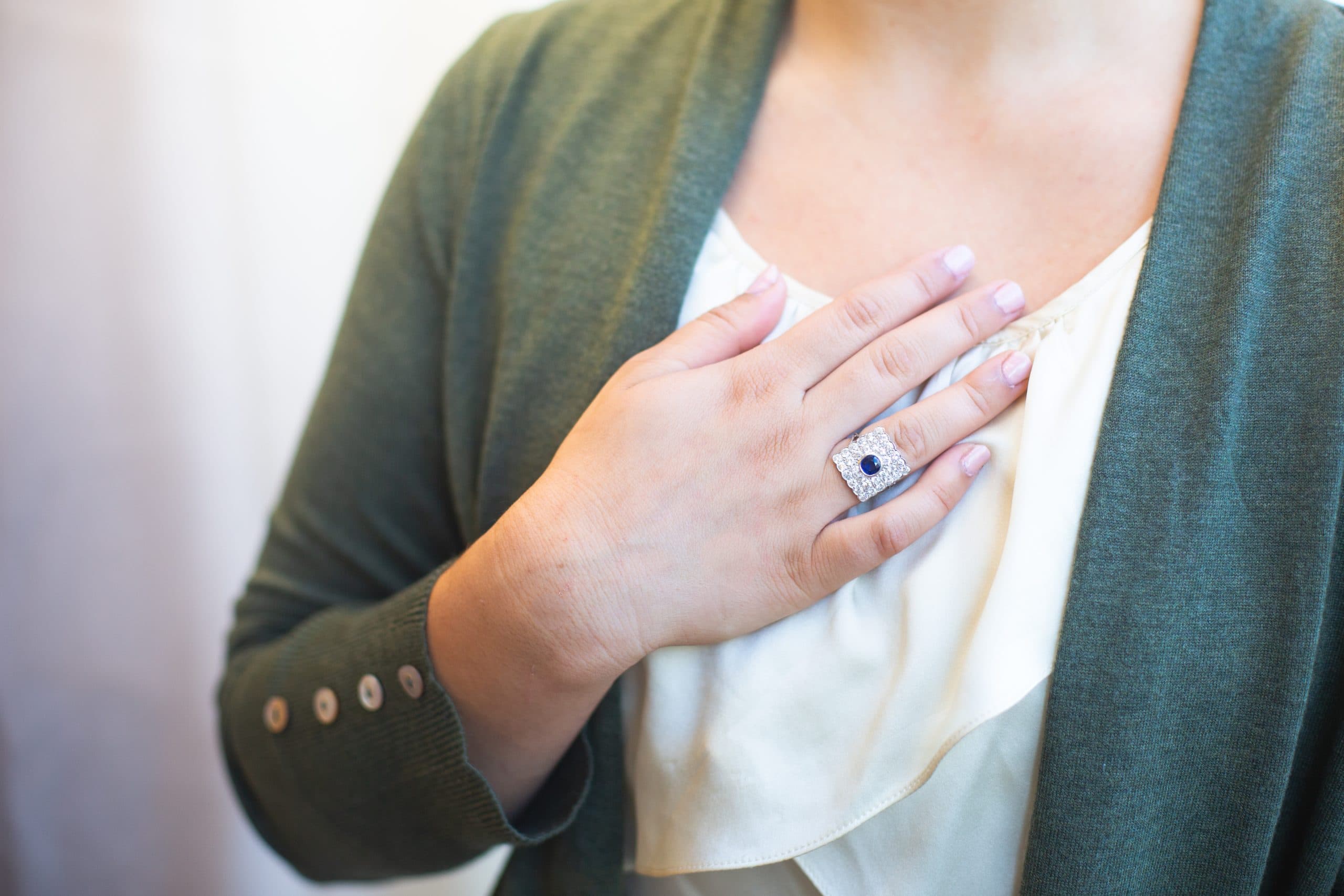 PLATINUM SAPPHIRE DIAMOND RING - thumbnail 4