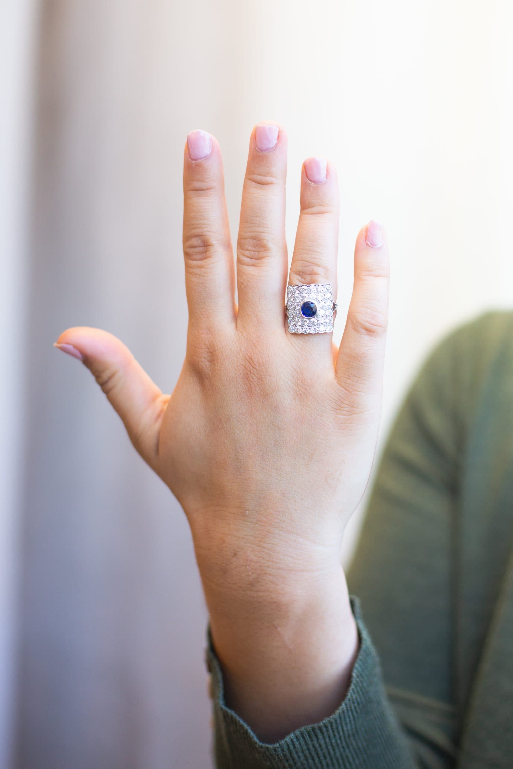 PLATINUM SAPPHIRE DIAMOND RING - thumbnail 5