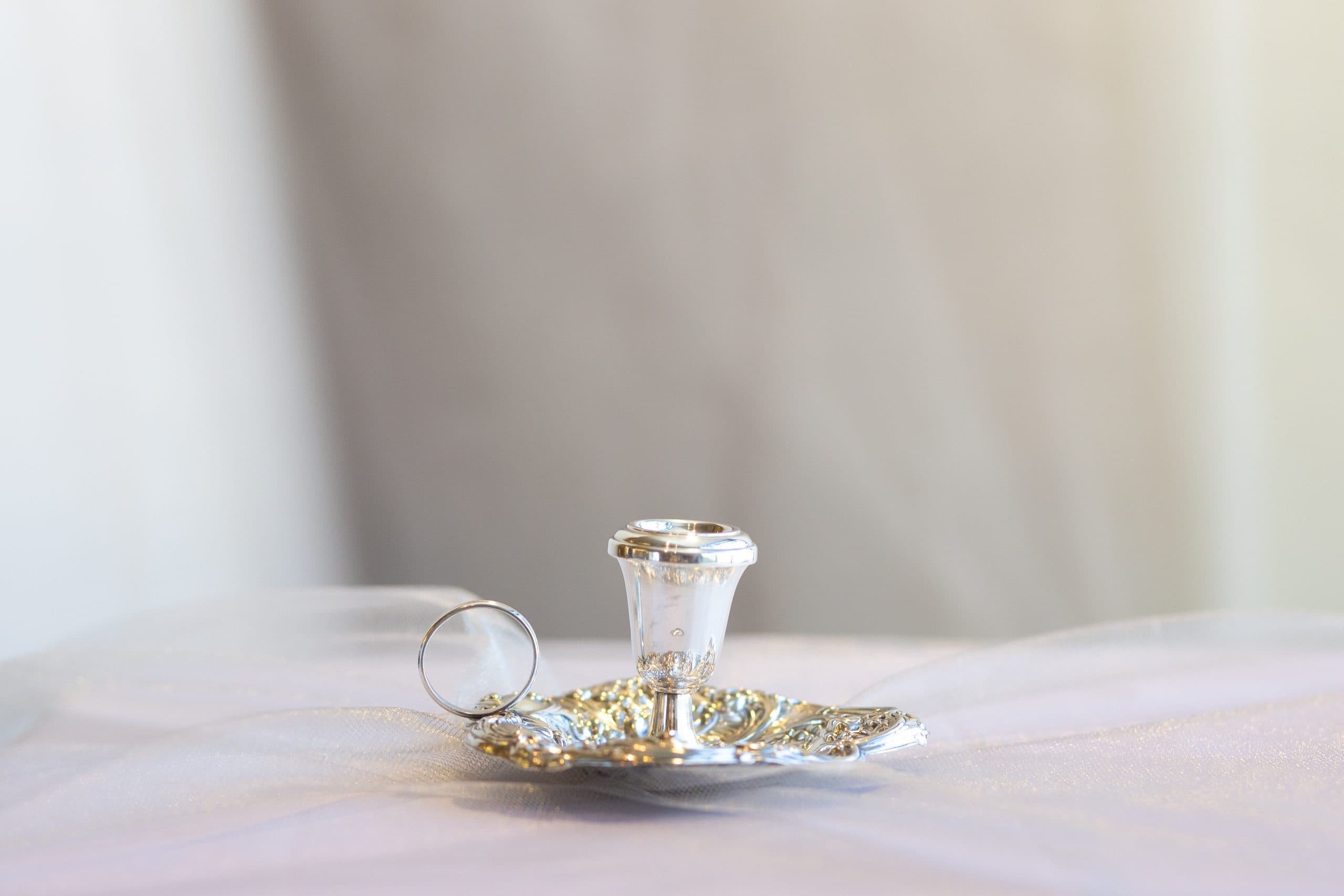 STERLING GORHAM REPOUSSE CHAMBERSTICK - thumbnail 2