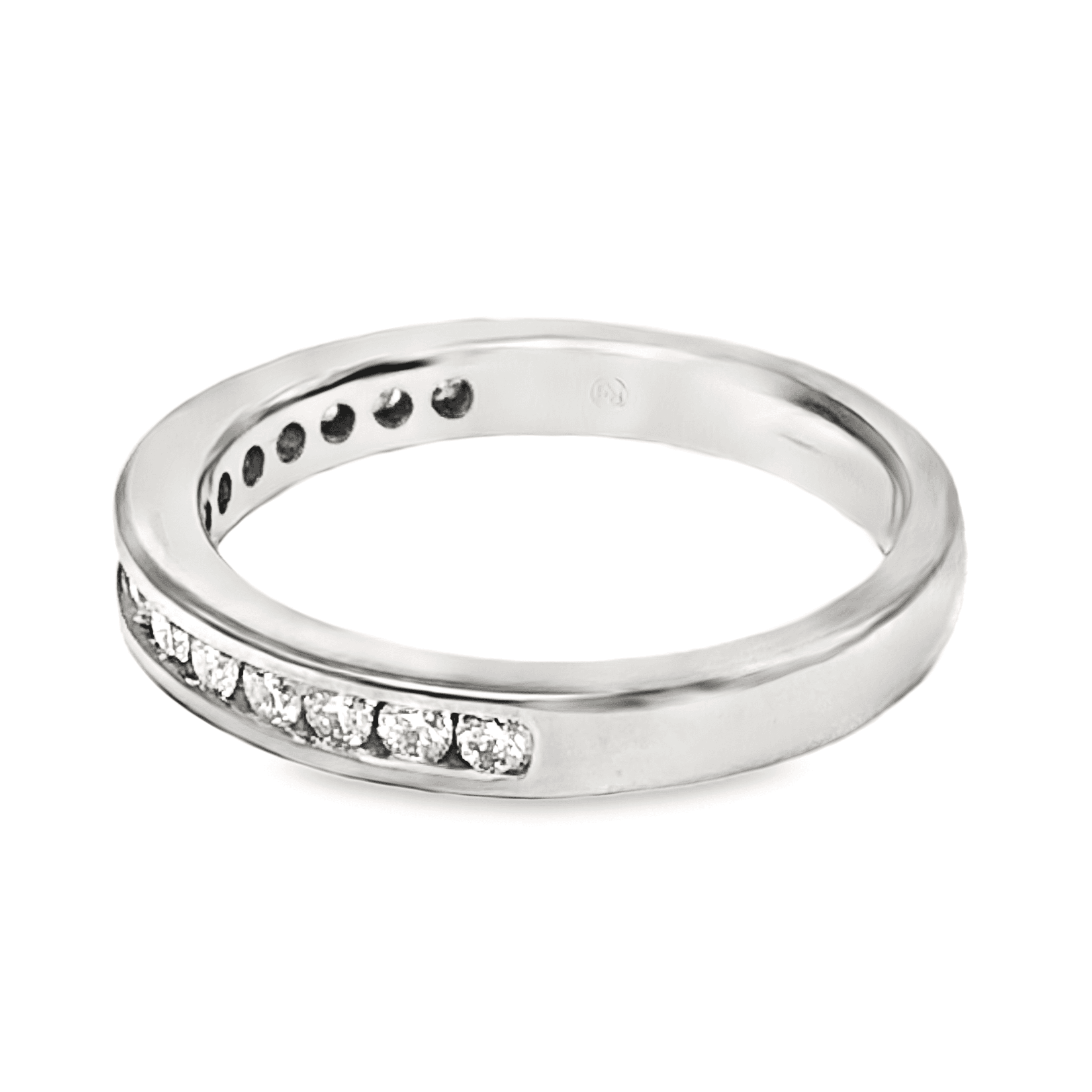 PLATINUM DIAMOND WEDDING RING - thumbnail 2