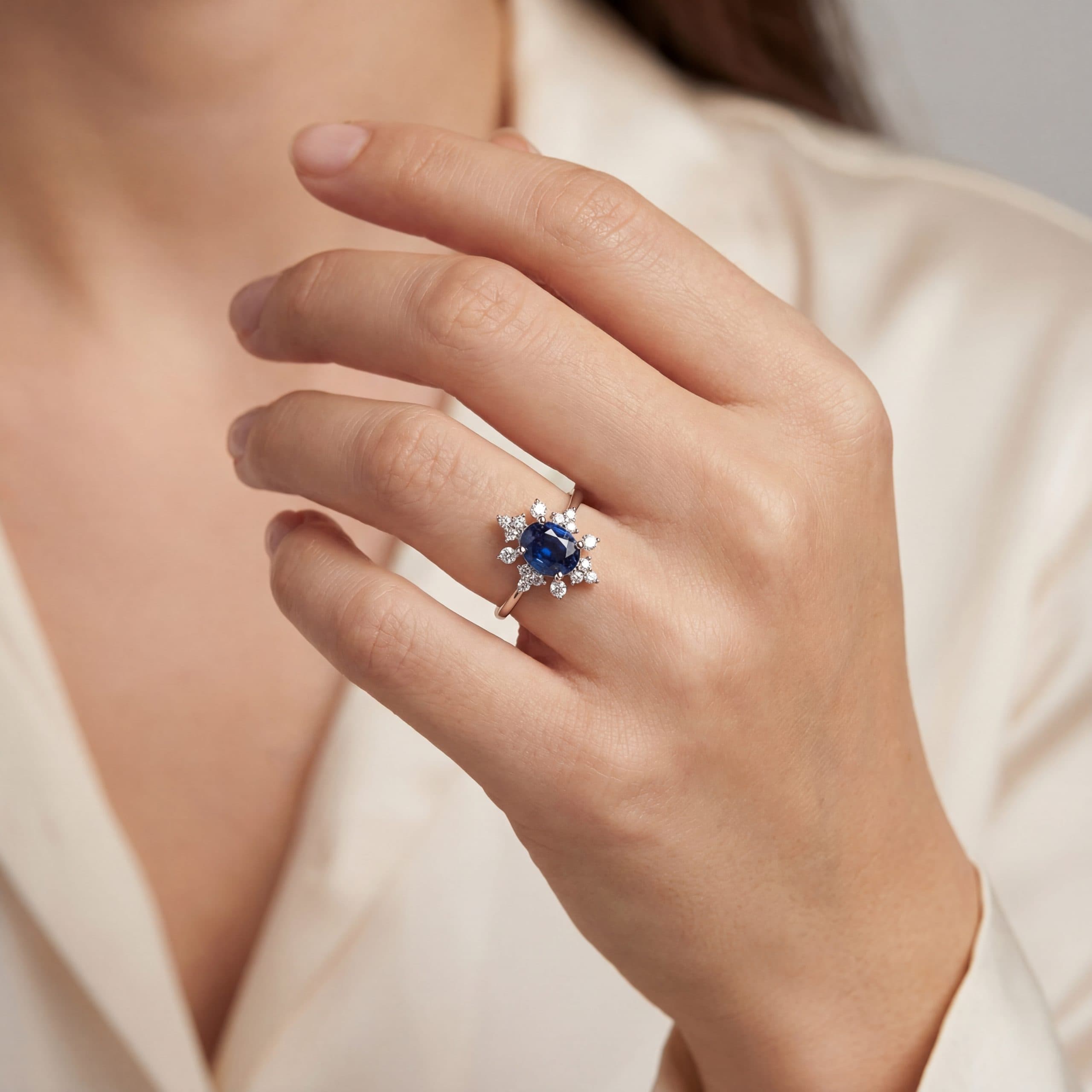 14K WHITE GOLD SAPPHIRE DIAMOND RING - thumbnail 4