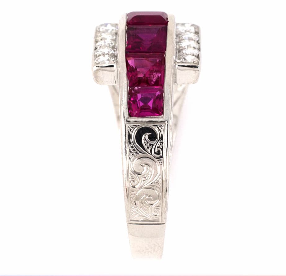PLATINUM ART DECO VINTAGE CHASED RUBY & DIAMOND BUCKLE RING - thumbnail 3