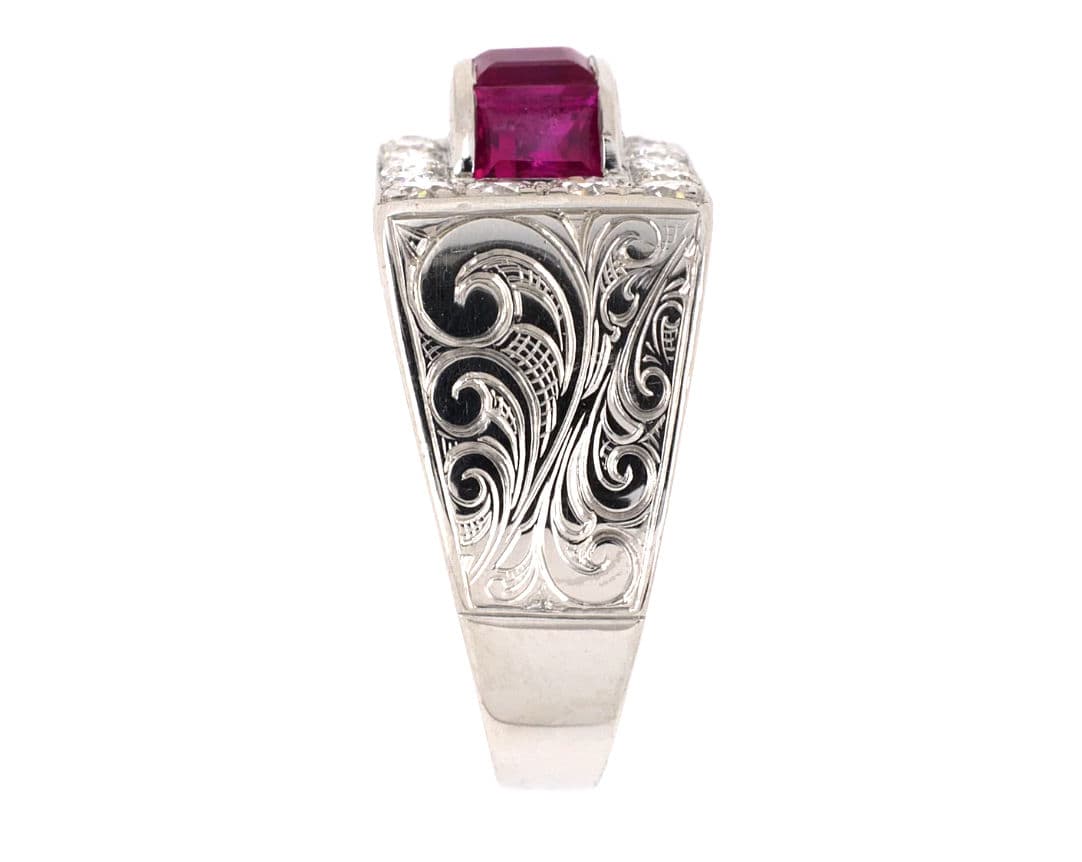 PLATINUM ART DECO VINTAGE CHASED RUBY & DIAMOND BUCKLE RING - thumbnail 2
