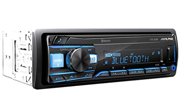 ALPINE UTE-BT Single-DIN Shallow-Chassis Bluetooth® Digital Media Receiver - thumbnail 2