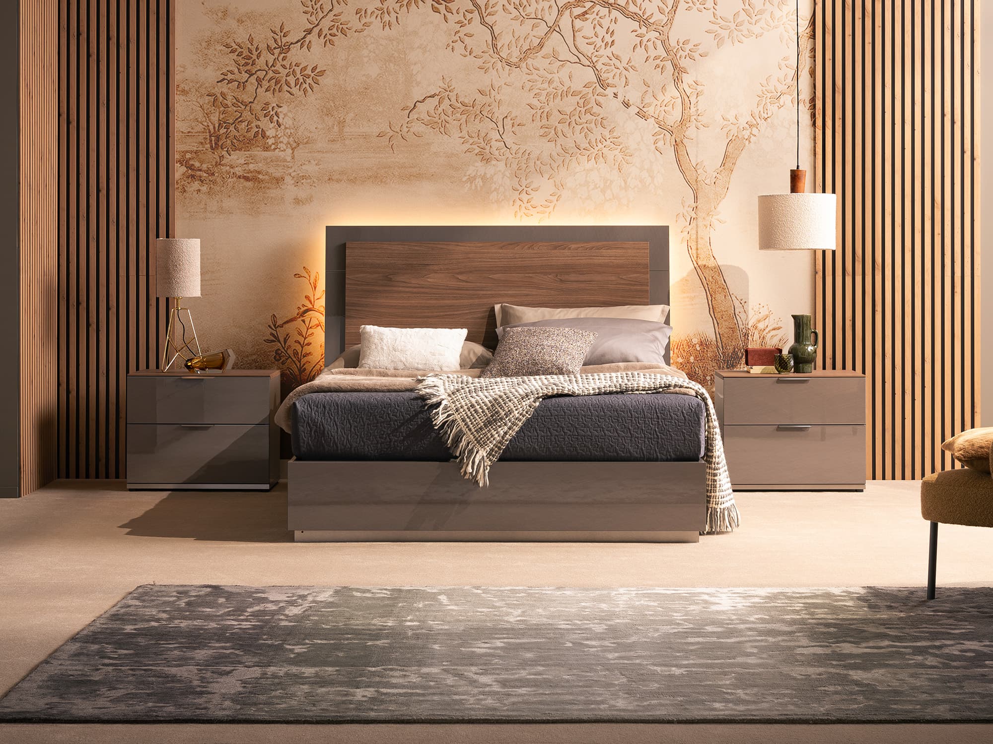 Fifth Avenue Bed - thumbnail 2