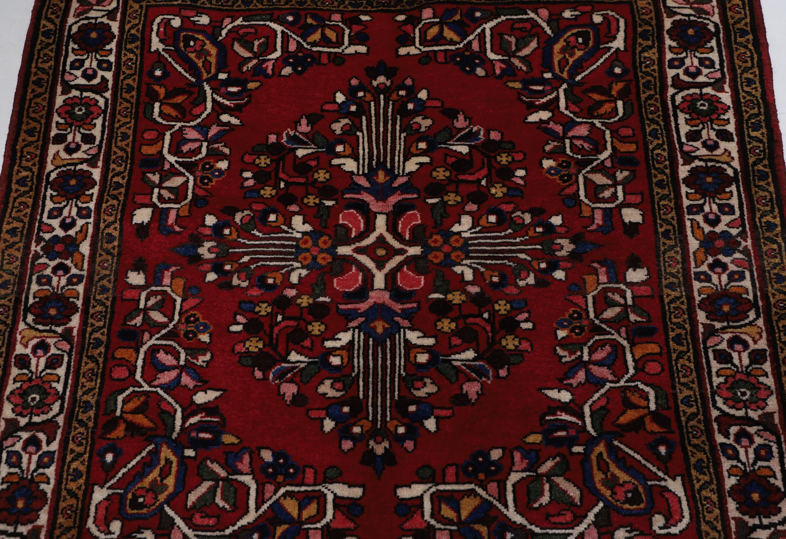 4′ x 4′ Hamadan Authentic Persian Rug - thumbnail 2