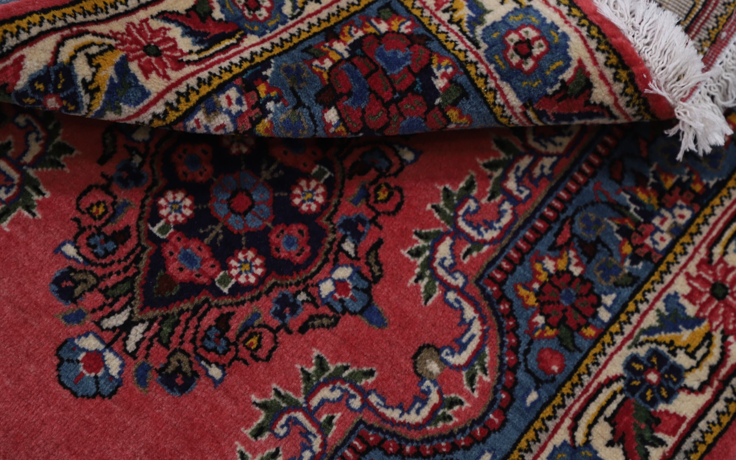 2’3″ x 2’8″ Sarouk Authentic Persian Rug - thumbnail 5