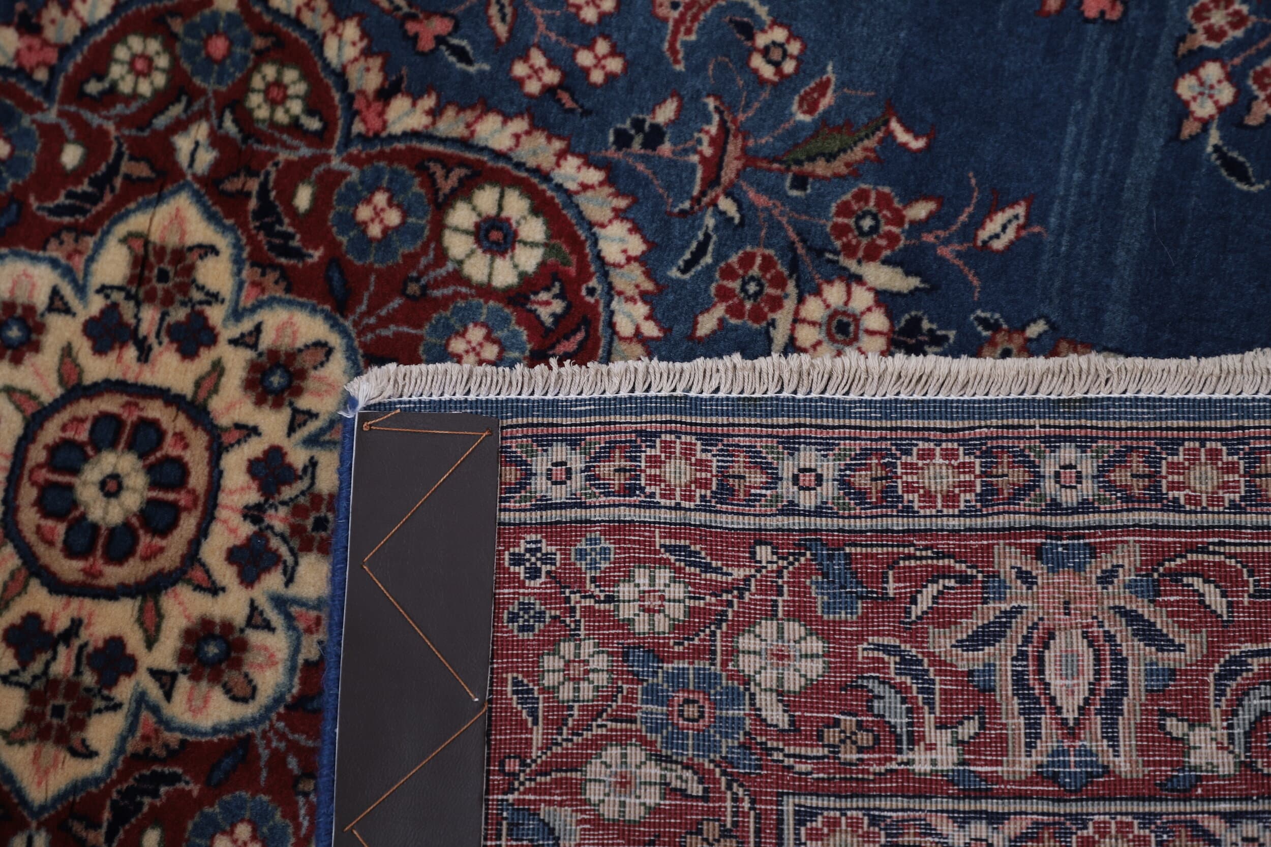 3’3″ x 4’9″ Hamadan Authentic Persian Rug - thumbnail 4