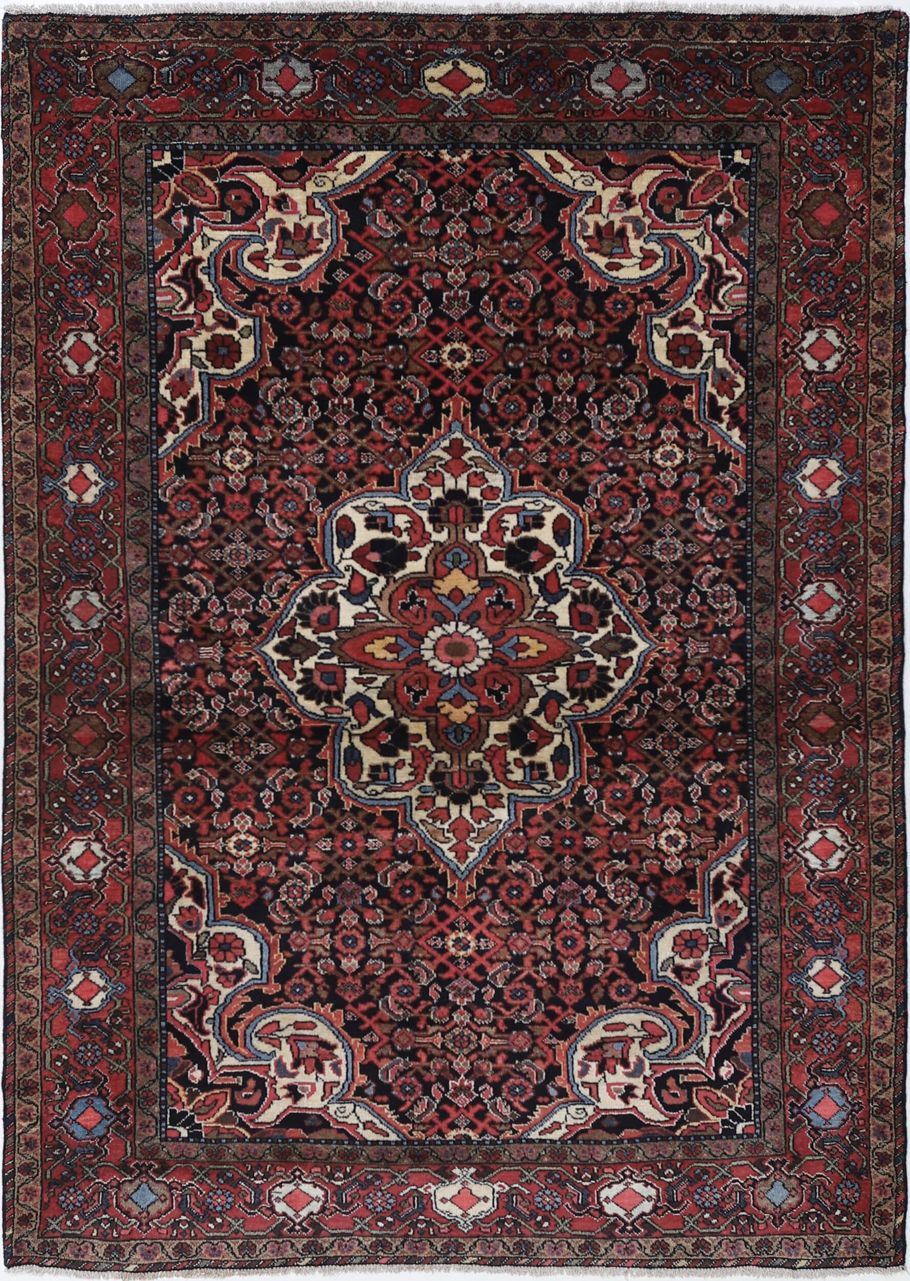 4’8″ x 6’9″ Hamadan Authentic Persian Rug