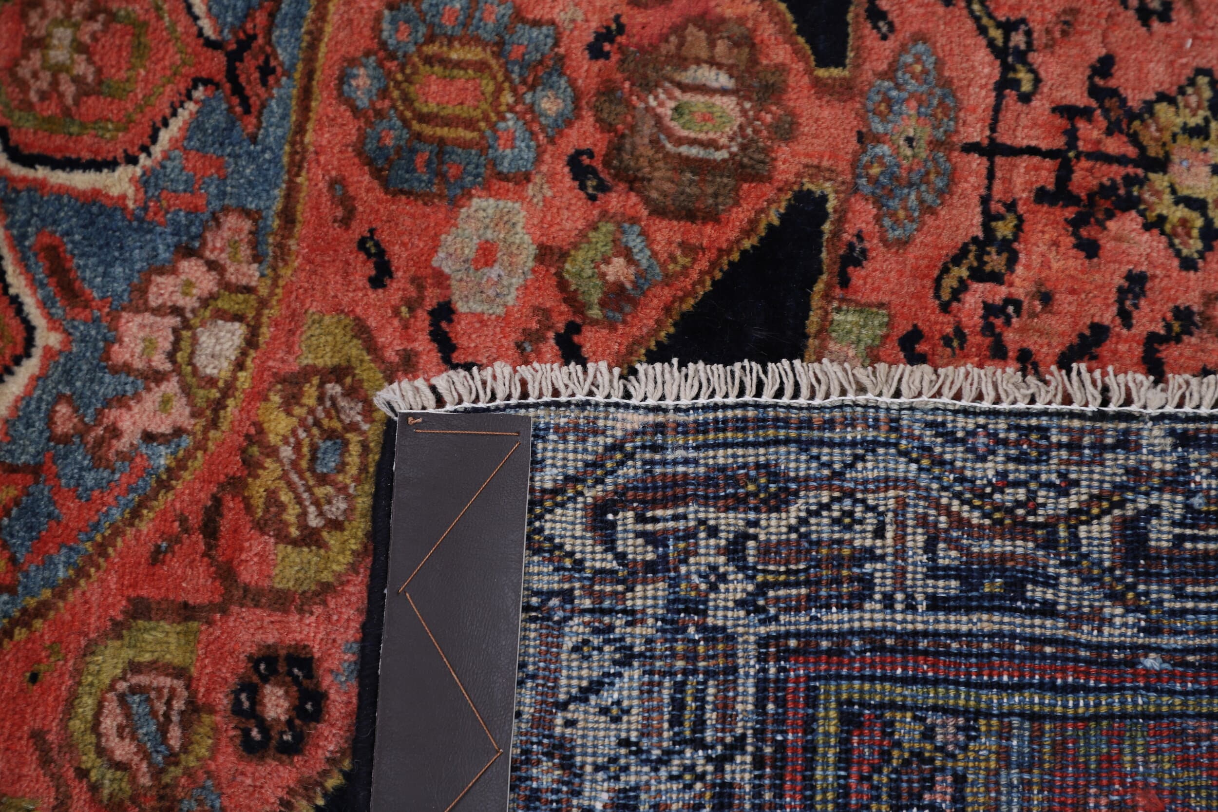 4’3″ x 6’7″ Hamadan Authentic Persian Rug - thumbnail 5